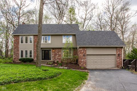 Photo of 7370 Oakland Hills Circle, Indianapolis, IN 46236 (MLS # 22084939)