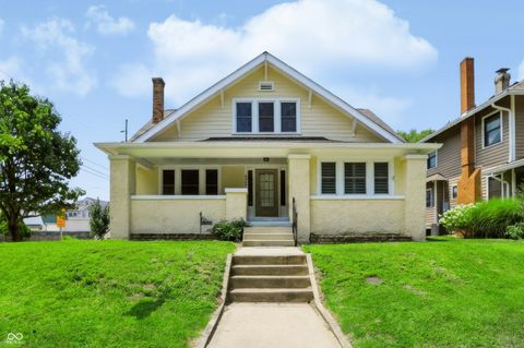 Photo of 4202 N Capitol Avenue, Indianapolis, IN 46208 (MLS # 22113911)