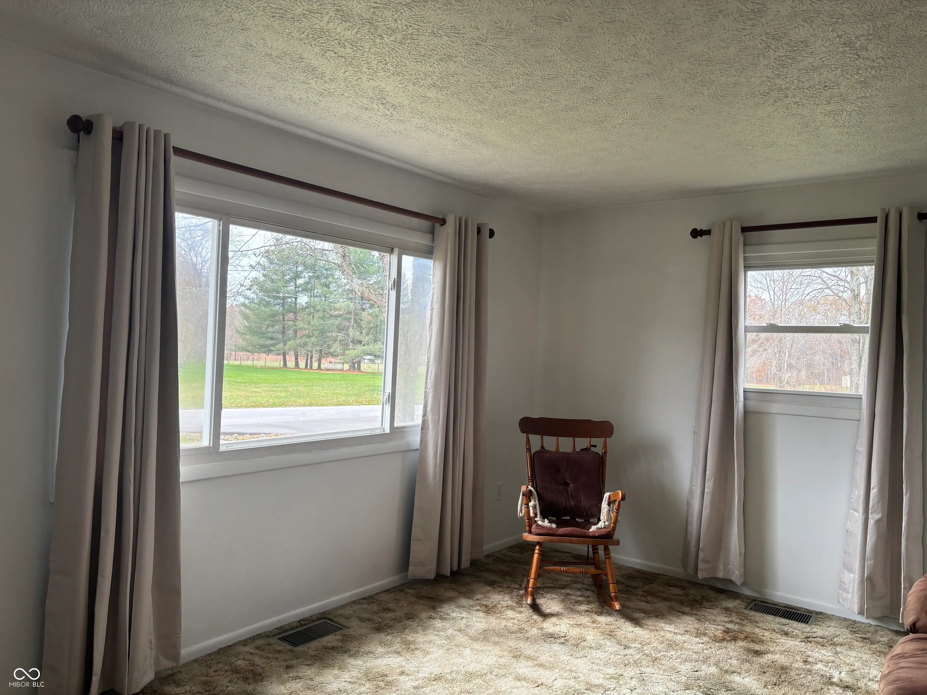 Columbus, Indiana 47201, United States, 3 Bedrooms Bedrooms, ,1 BathroomBathrooms,Residential,Active,243972