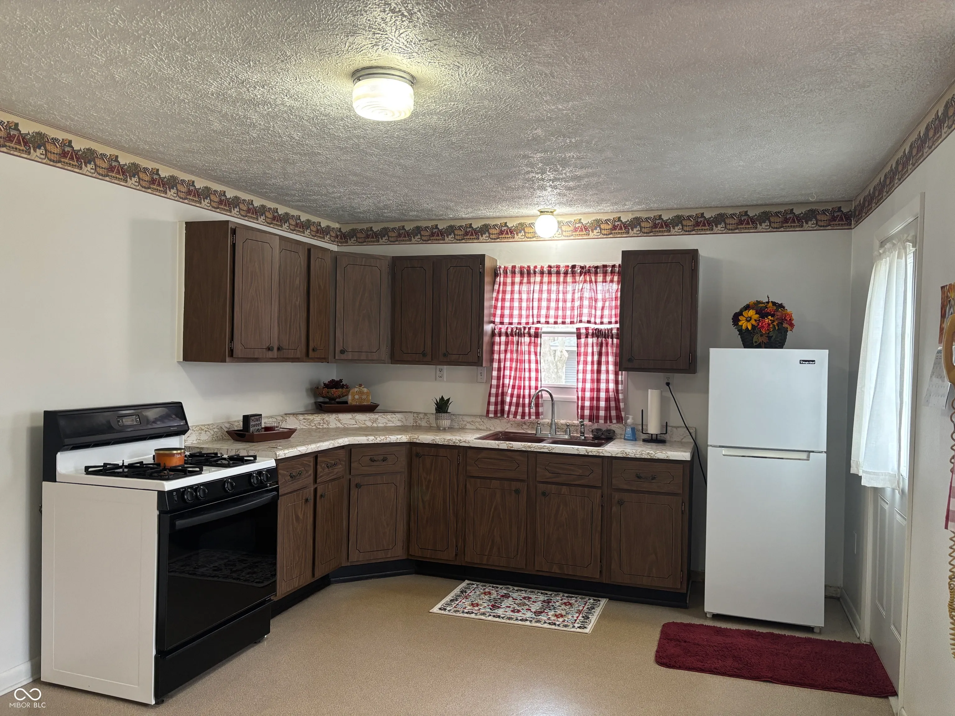 Columbus, Indiana 47201, United States, 3 Bedrooms Bedrooms, ,1 BathroomBathrooms,Residential,Active,243972