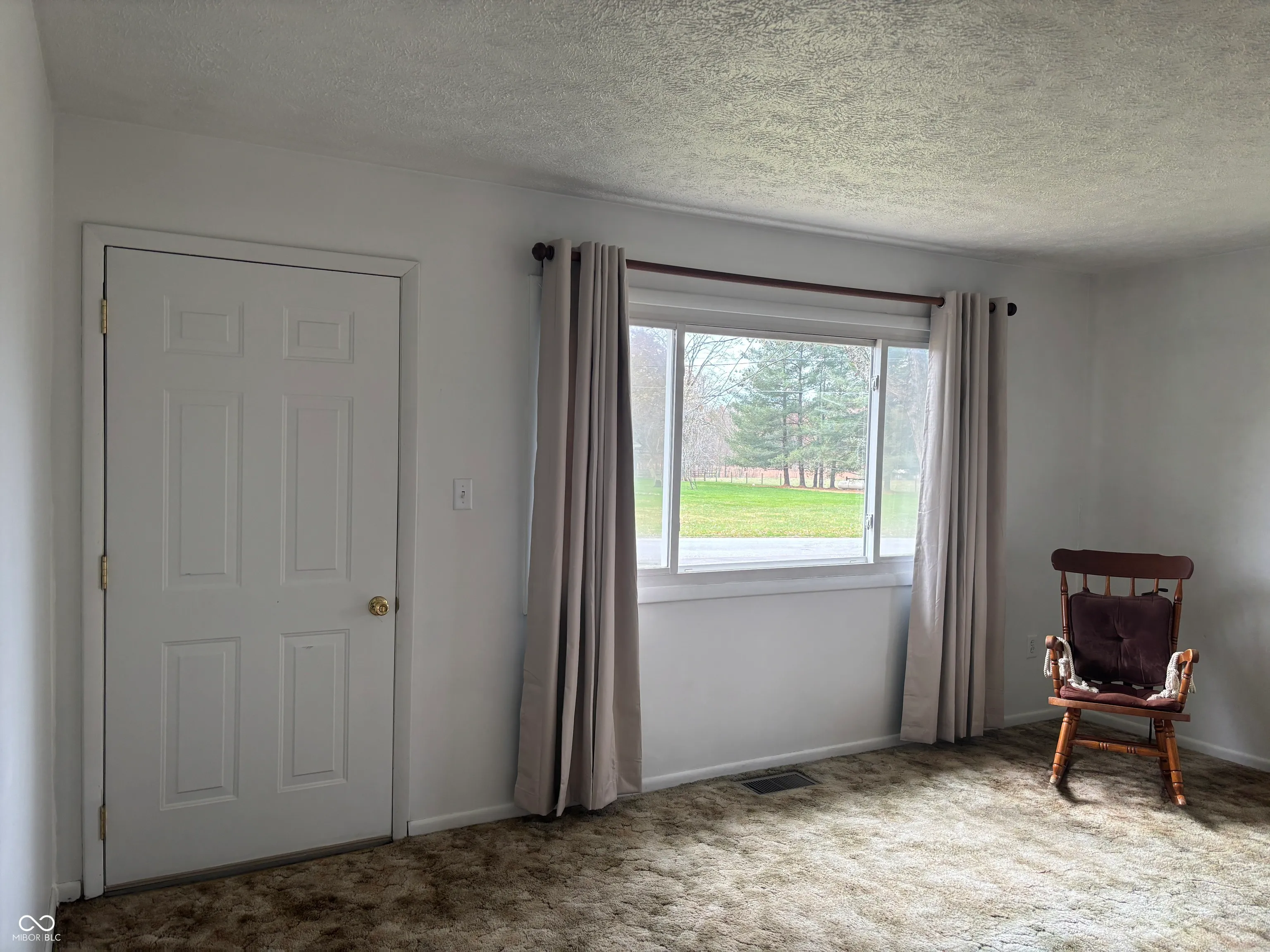 Columbus, Indiana 47201, United States, 3 Bedrooms Bedrooms, ,1 BathroomBathrooms,Residential,Active,243972