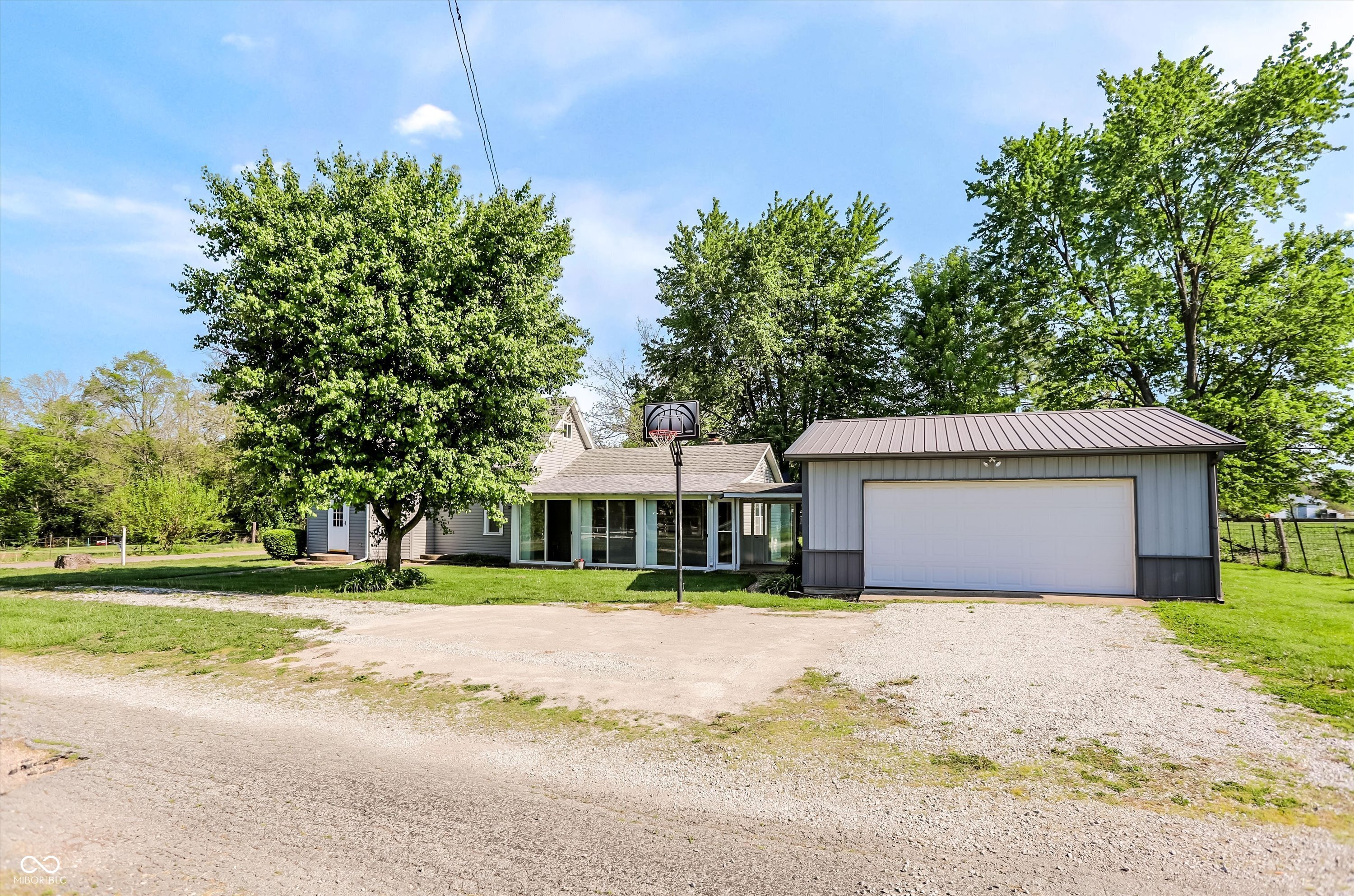 9184 S Geneva Main Street