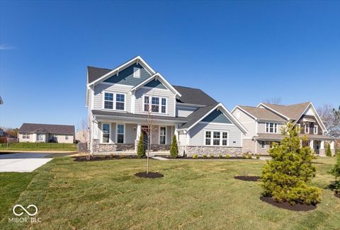 Photo of 942 Apryl Drive, Greenwood, IN 46143 (MLS # 22071534)