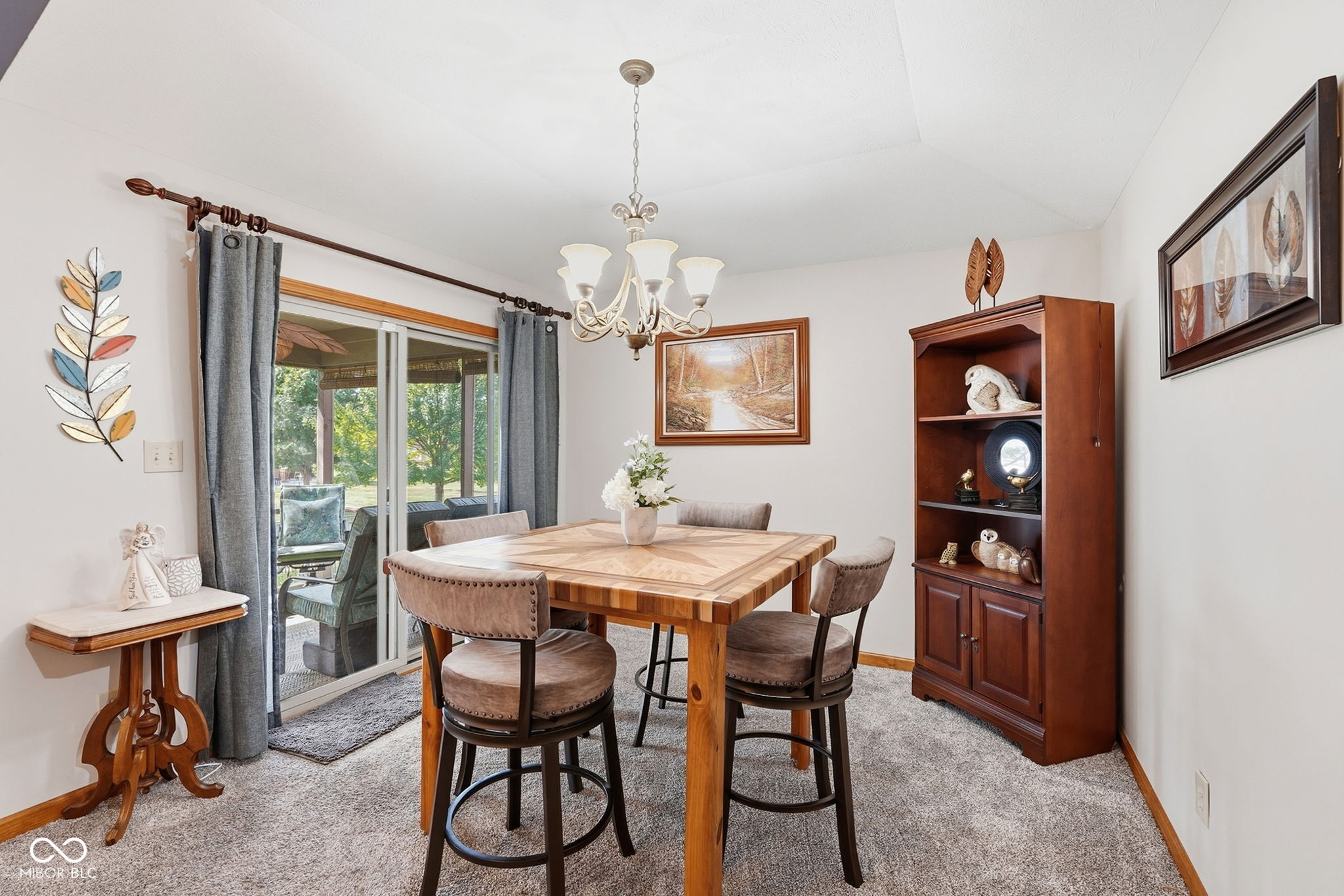 6050 Blue Fox Lane