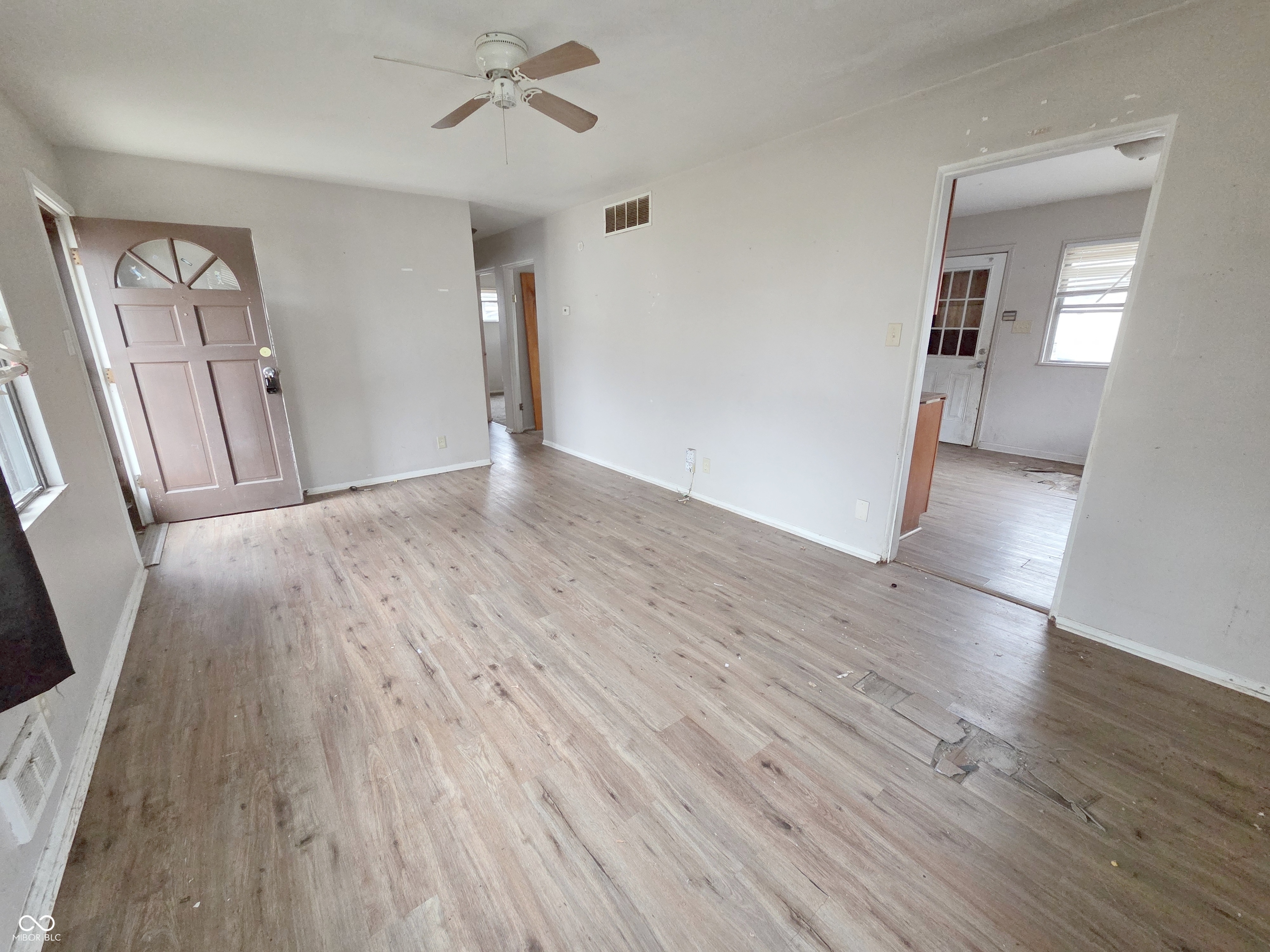 4761 Wellington Avenue