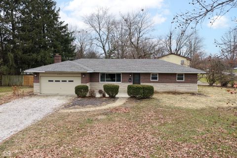 Photo of 6211 E 55th Place, Indianapolis, IN 46226 (MLS # 22088858)