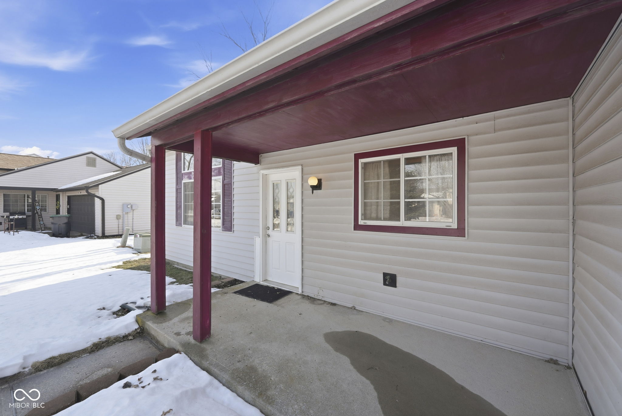 90 Meadow Creek Boulevard