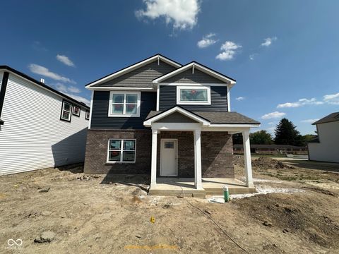 Photo of 183 Springfield Crossing, Greenfield, IN 46140 (MLS # 22063169)