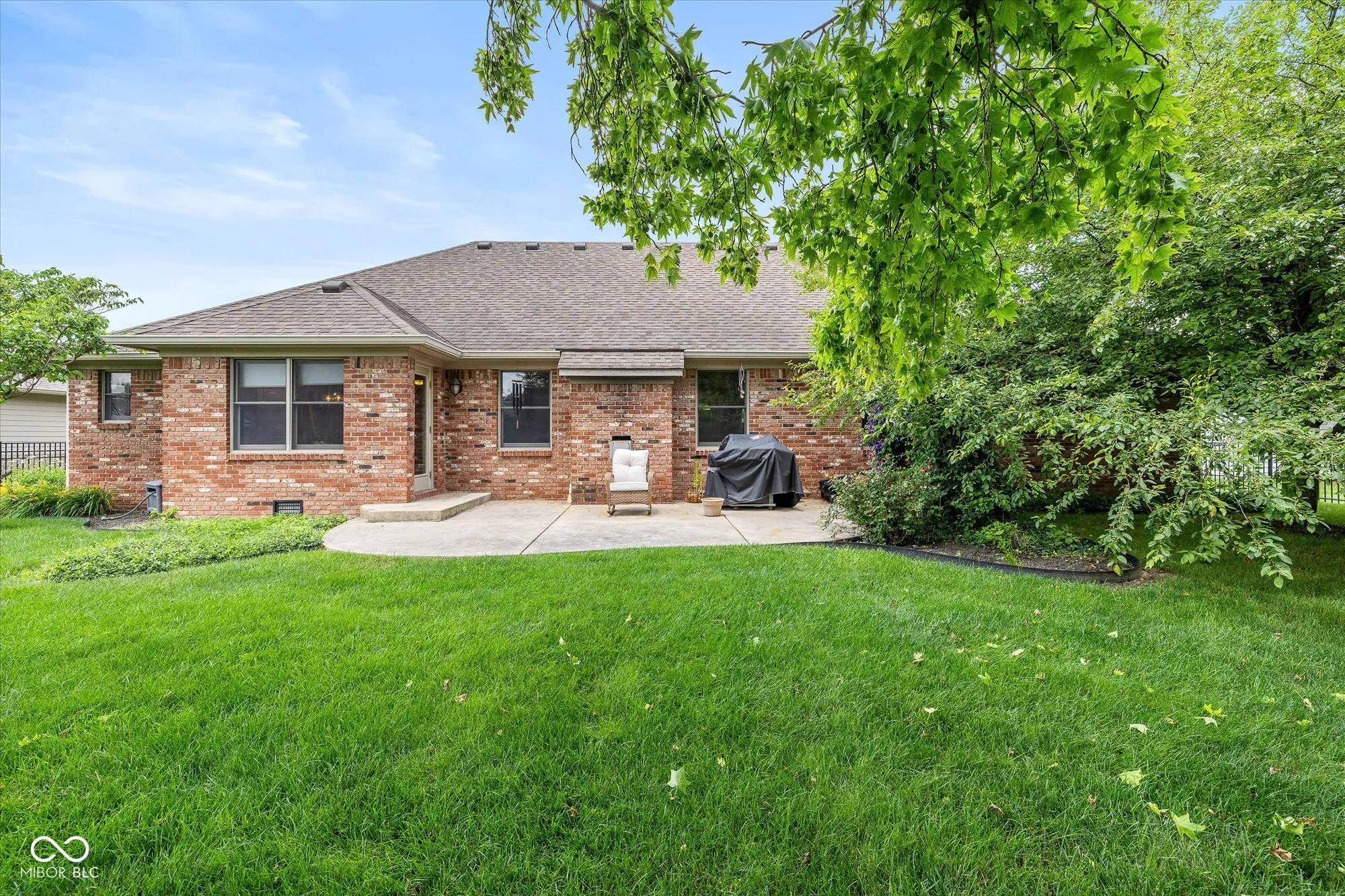 Avon, Indiana 46123, United States, 3 Bedrooms Bedrooms, ,3 BathroomsBathrooms,Residential,Pending,159640