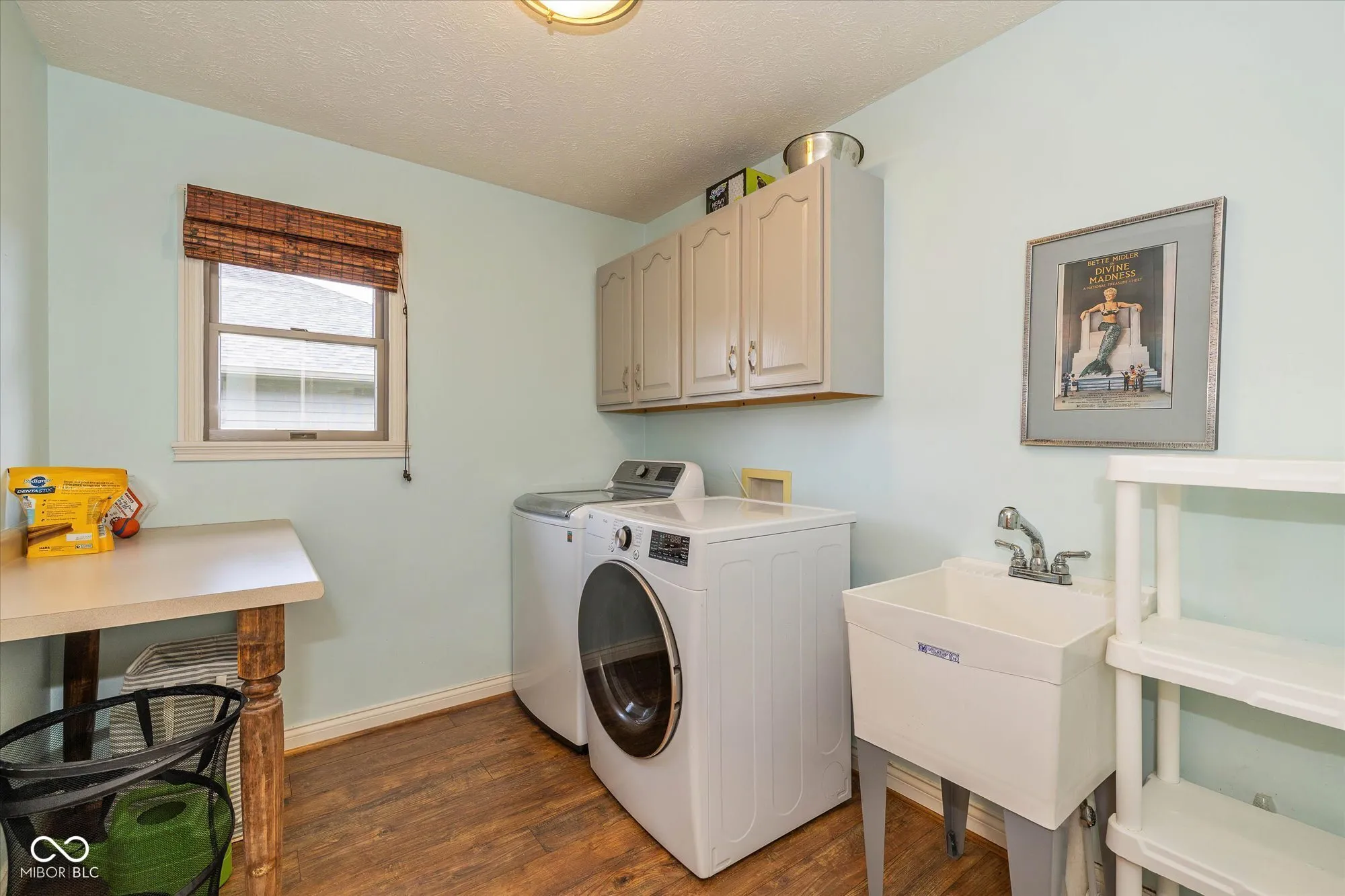 Avon, Indiana 46123, United States, 3 Bedrooms Bedrooms, ,3 BathroomsBathrooms,Residential,Pending,159640