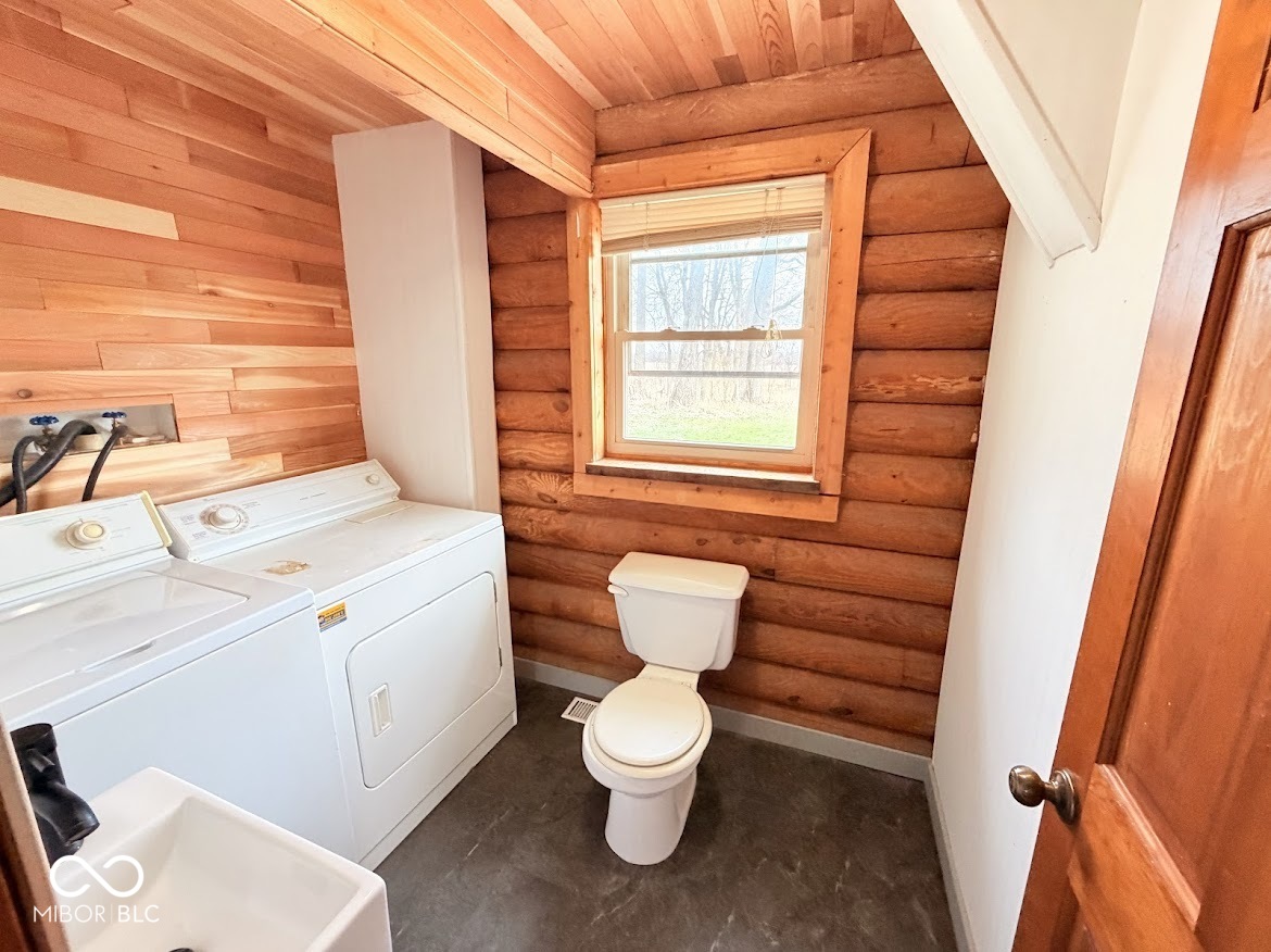 2037 W County Road 300 S