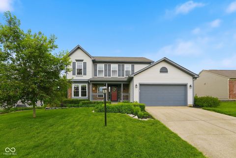 Photo of 1176 Glenbar Way, Greenwood, IN 46143 (MLS # 22101153)