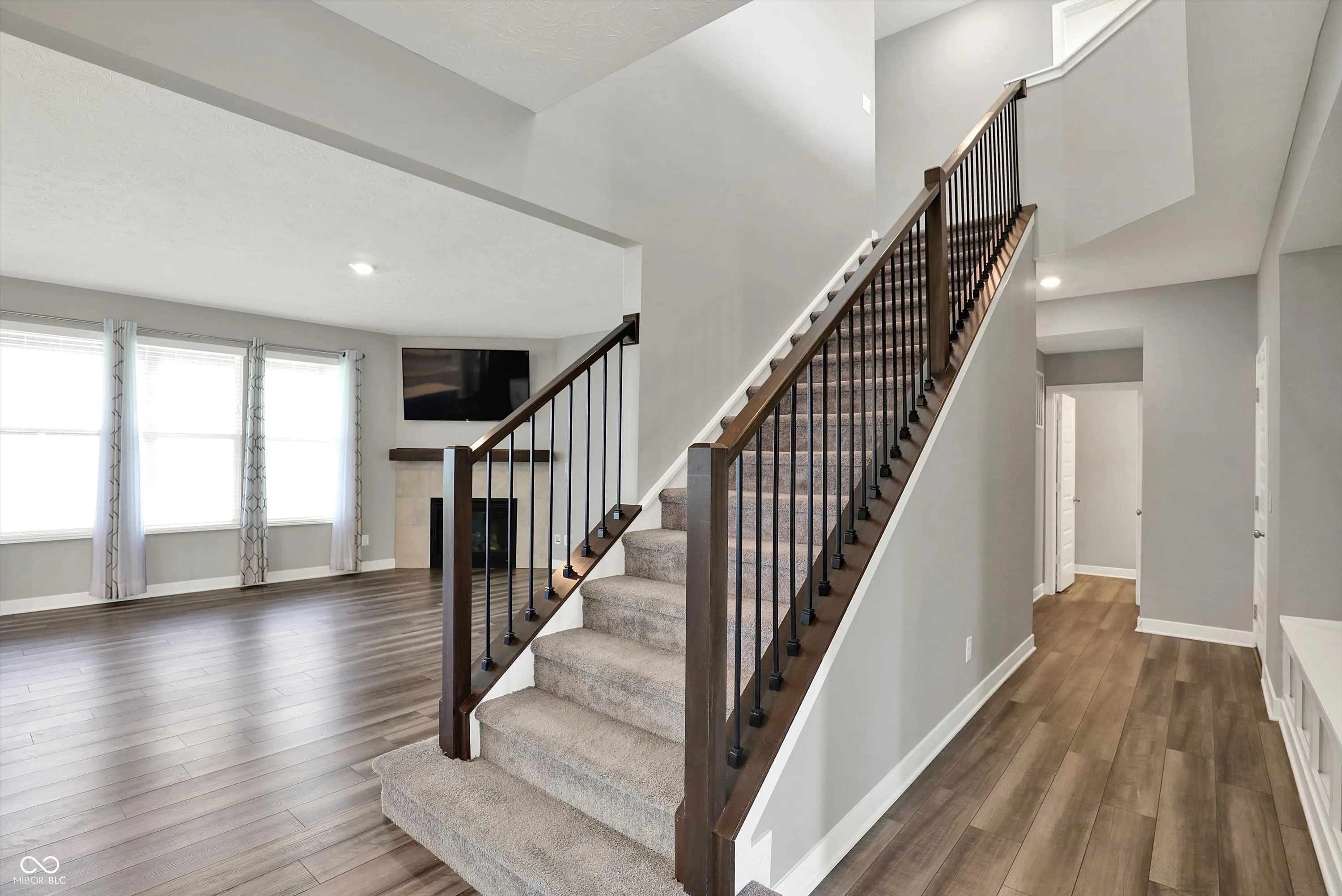 Fortville, Indiana 46040, United States, 5 Bedrooms Bedrooms, ,6 BathroomsBathrooms,Residential,Active,117112