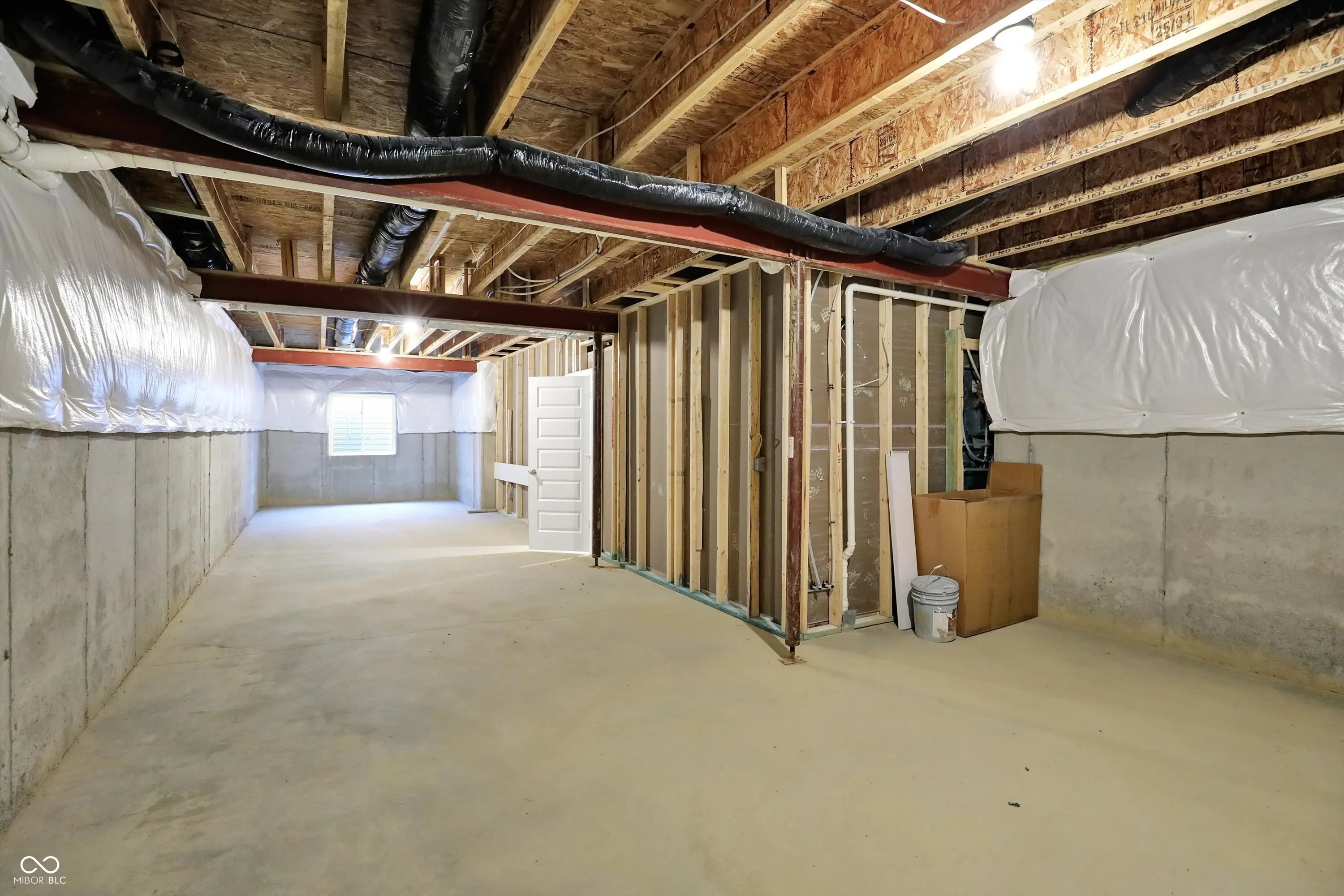 Fortville, Indiana 46040, United States, 5 Bedrooms Bedrooms, ,6 BathroomsBathrooms,Residential,Active,117112