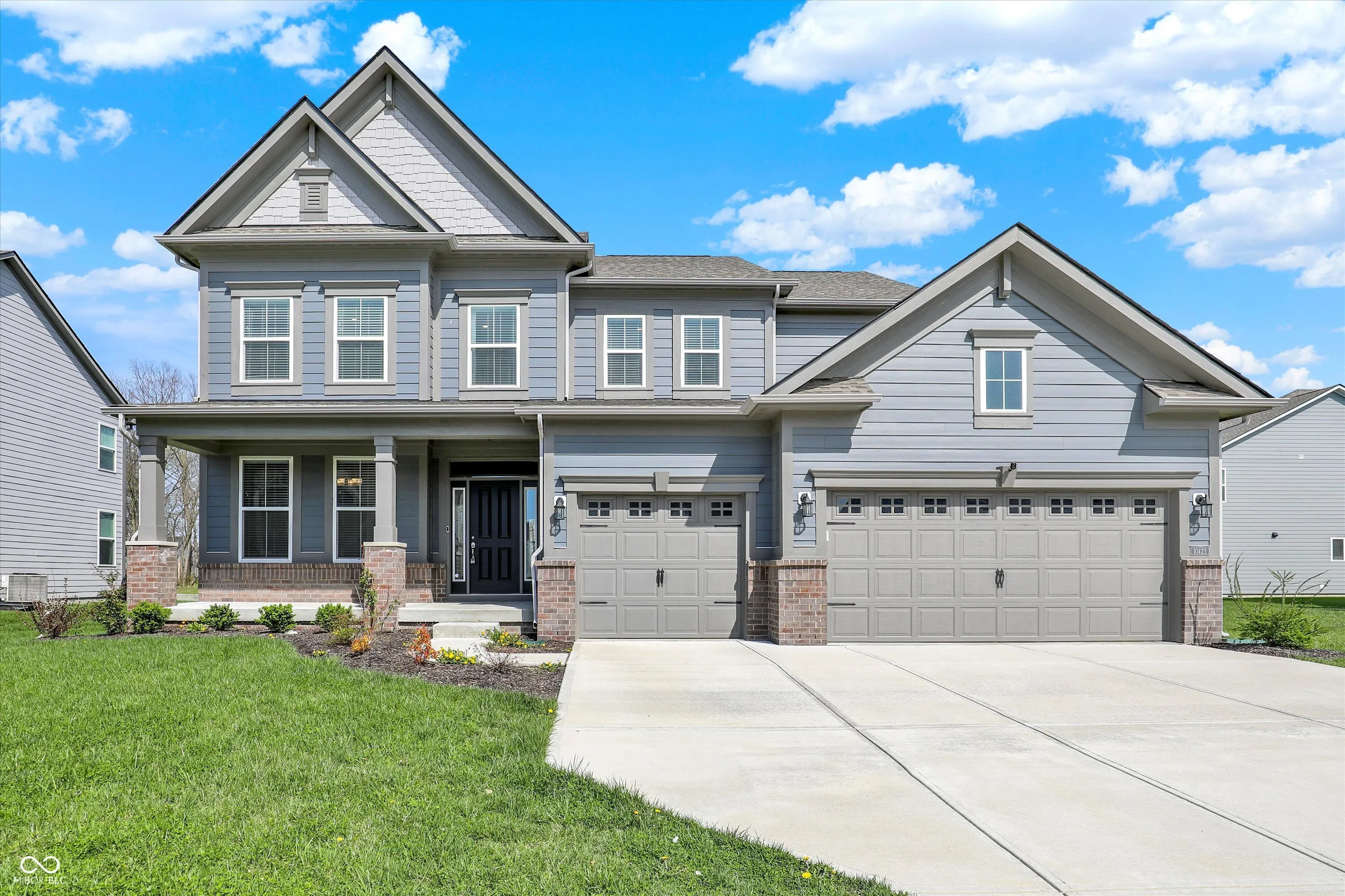 Fortville, Indiana 46040, United States, 5 Bedrooms Bedrooms, ,6 BathroomsBathrooms,Residential,Active,117112