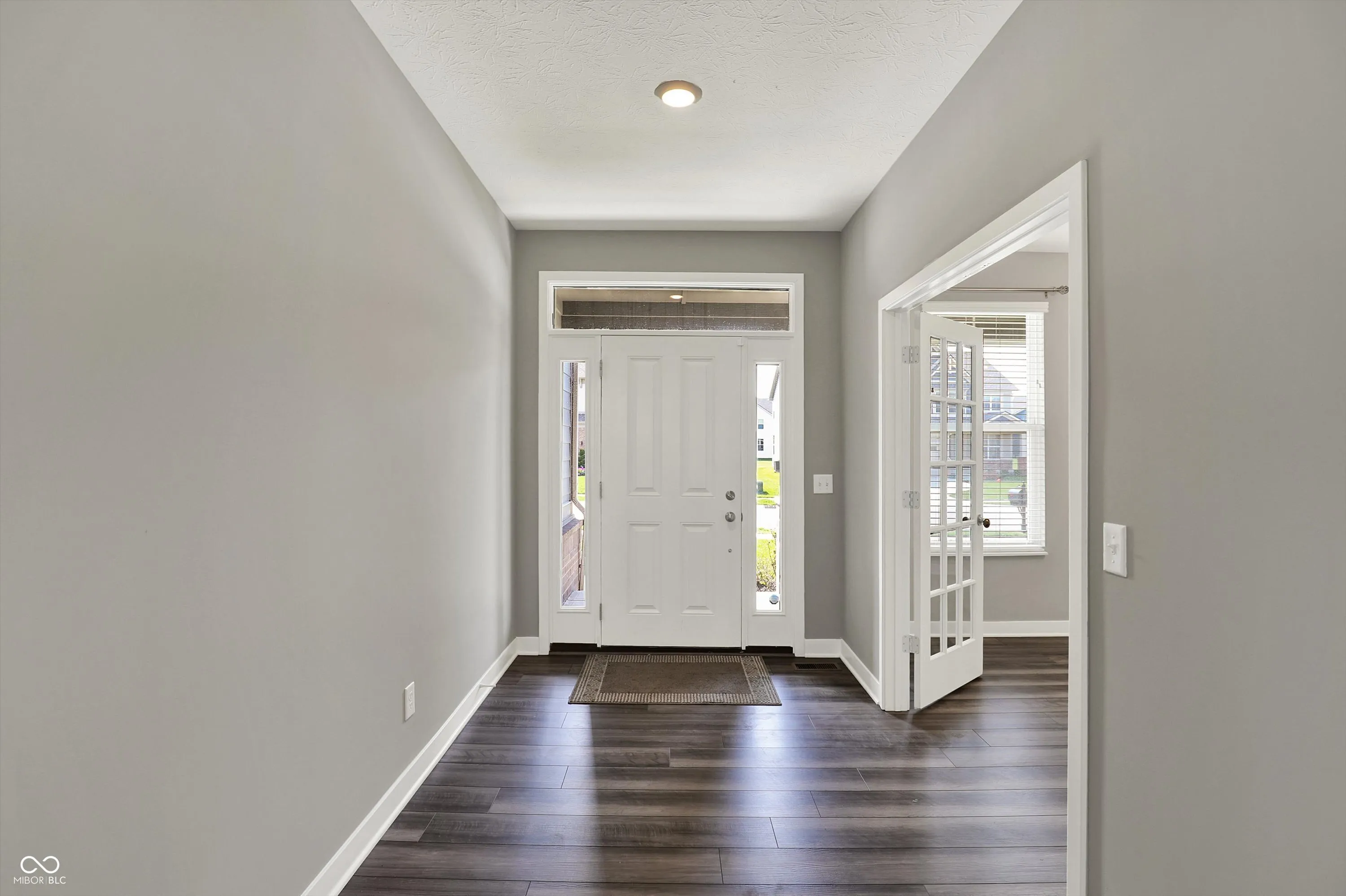 Fortville, Indiana 46040, United States, 5 Bedrooms Bedrooms, ,6 BathroomsBathrooms,Residential,Active,117112