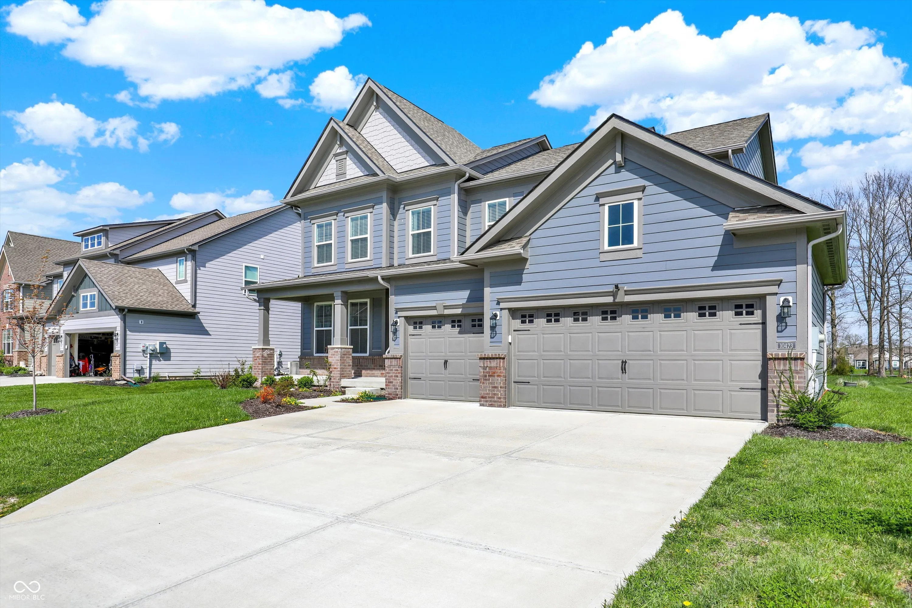 Fortville, Indiana 46040, United States, 5 Bedrooms Bedrooms, ,6 BathroomsBathrooms,Residential,Active,117112