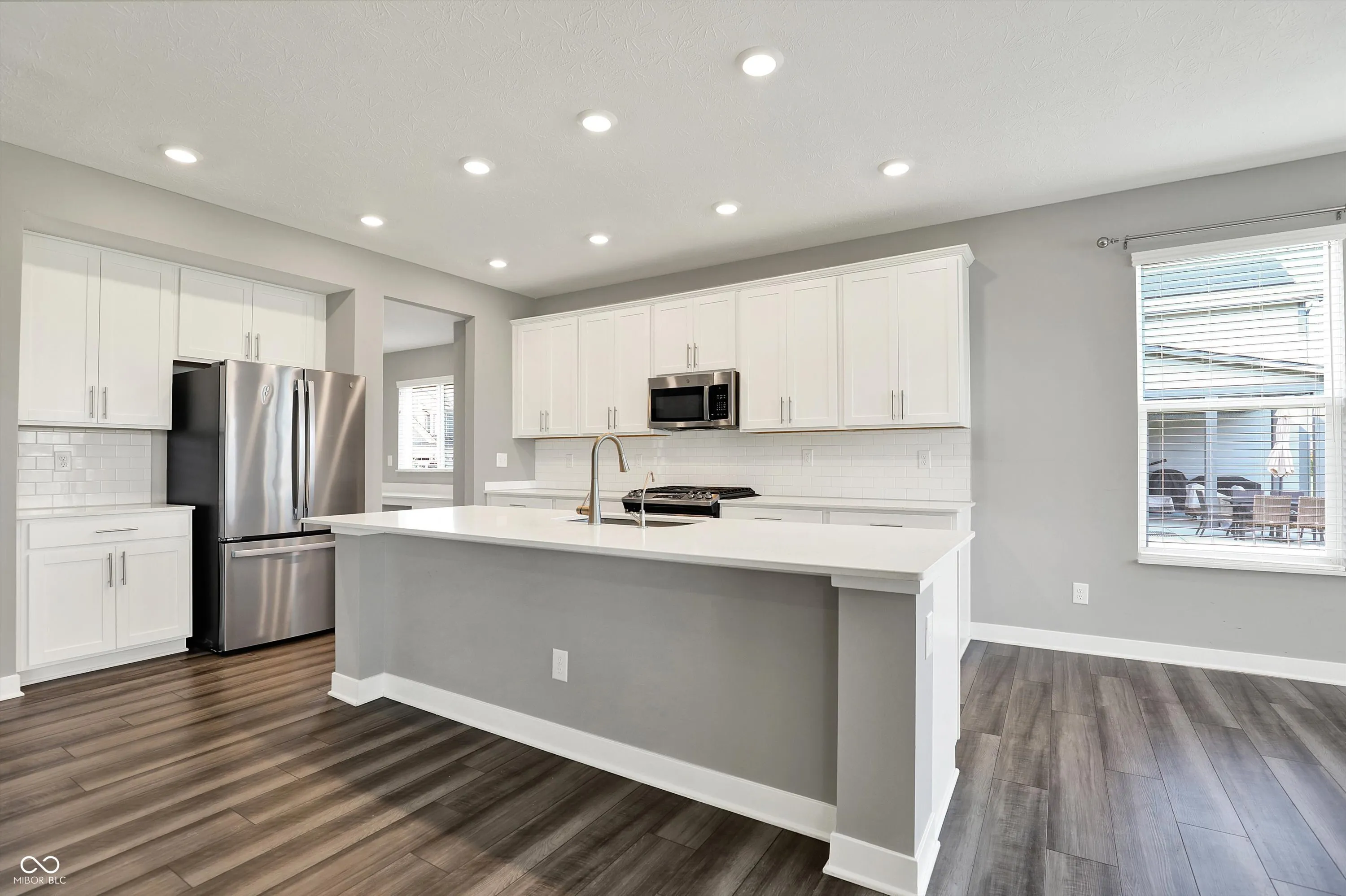 Fortville, Indiana 46040, United States, 5 Bedrooms Bedrooms, ,6 BathroomsBathrooms,Residential,Active,117112