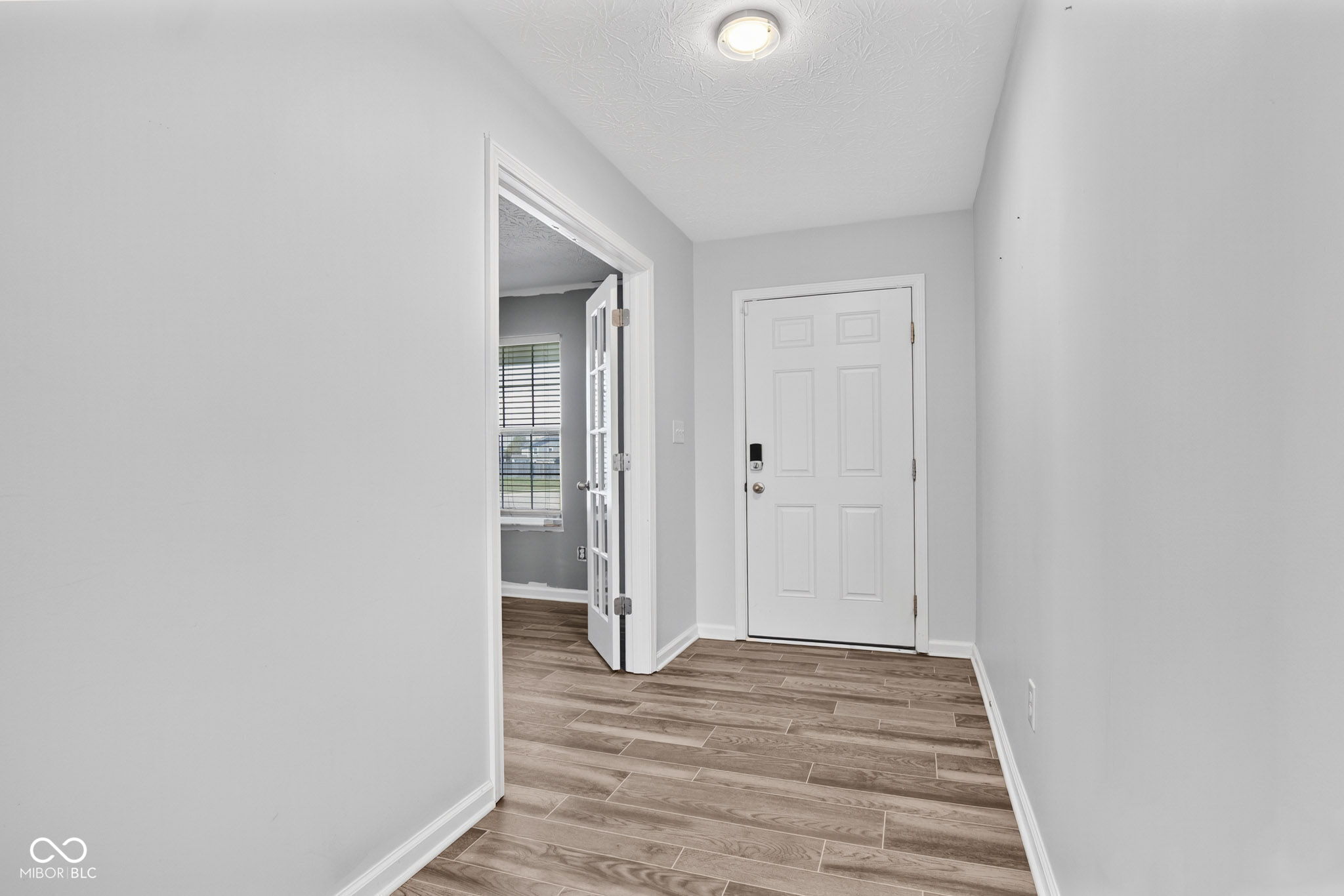 6069 N Cedarwood Drive