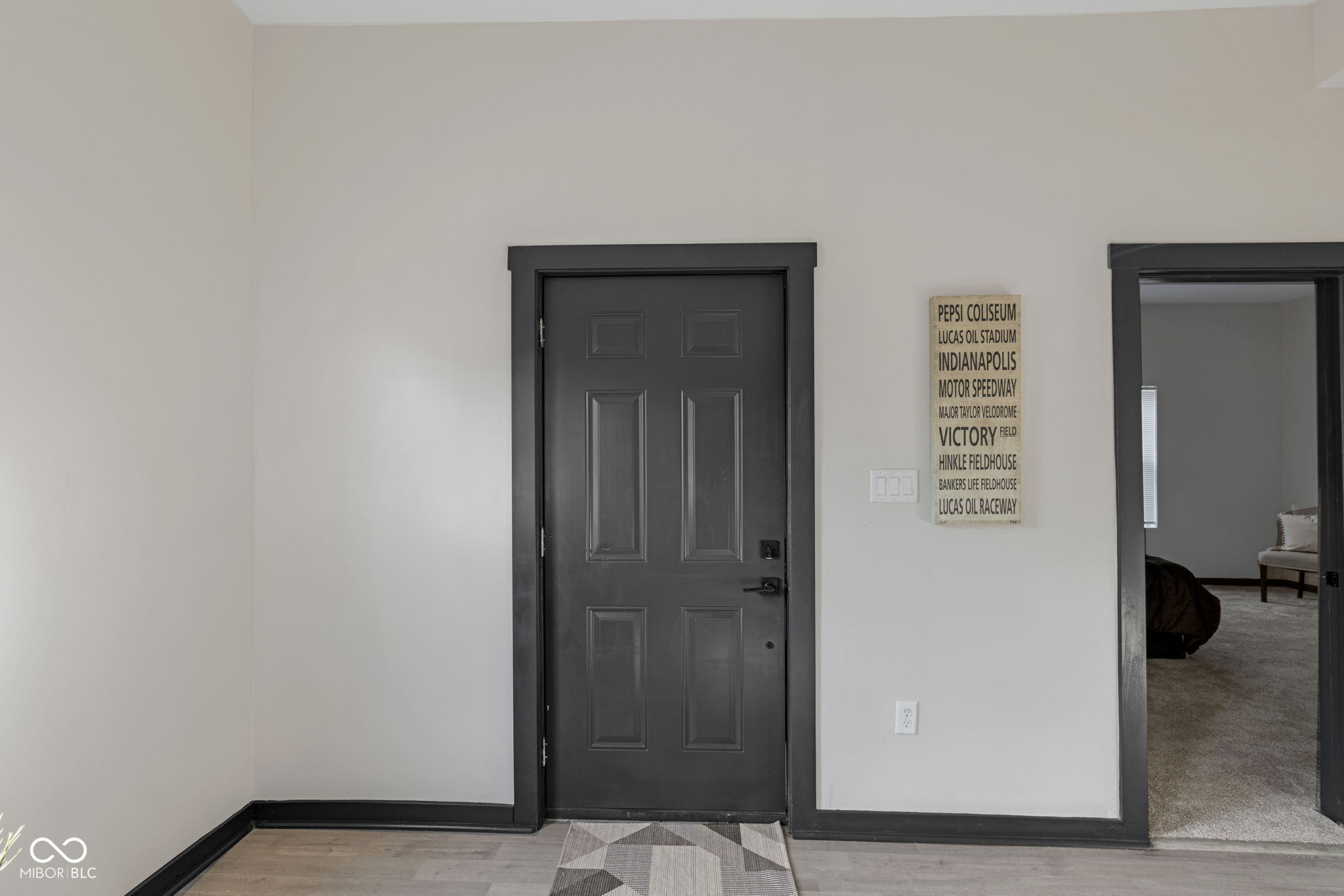 519 E Minnesota Street