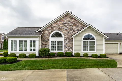 1086 Distinctive Way, Greenfield, IN 46140 - MLS#: 22009079