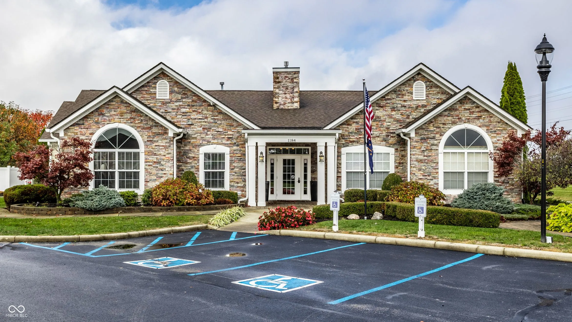 Greenfield, Indiana 46140, United States, 2 Bedrooms Bedrooms, ,2 BathroomsBathrooms,Residential,Active,34405