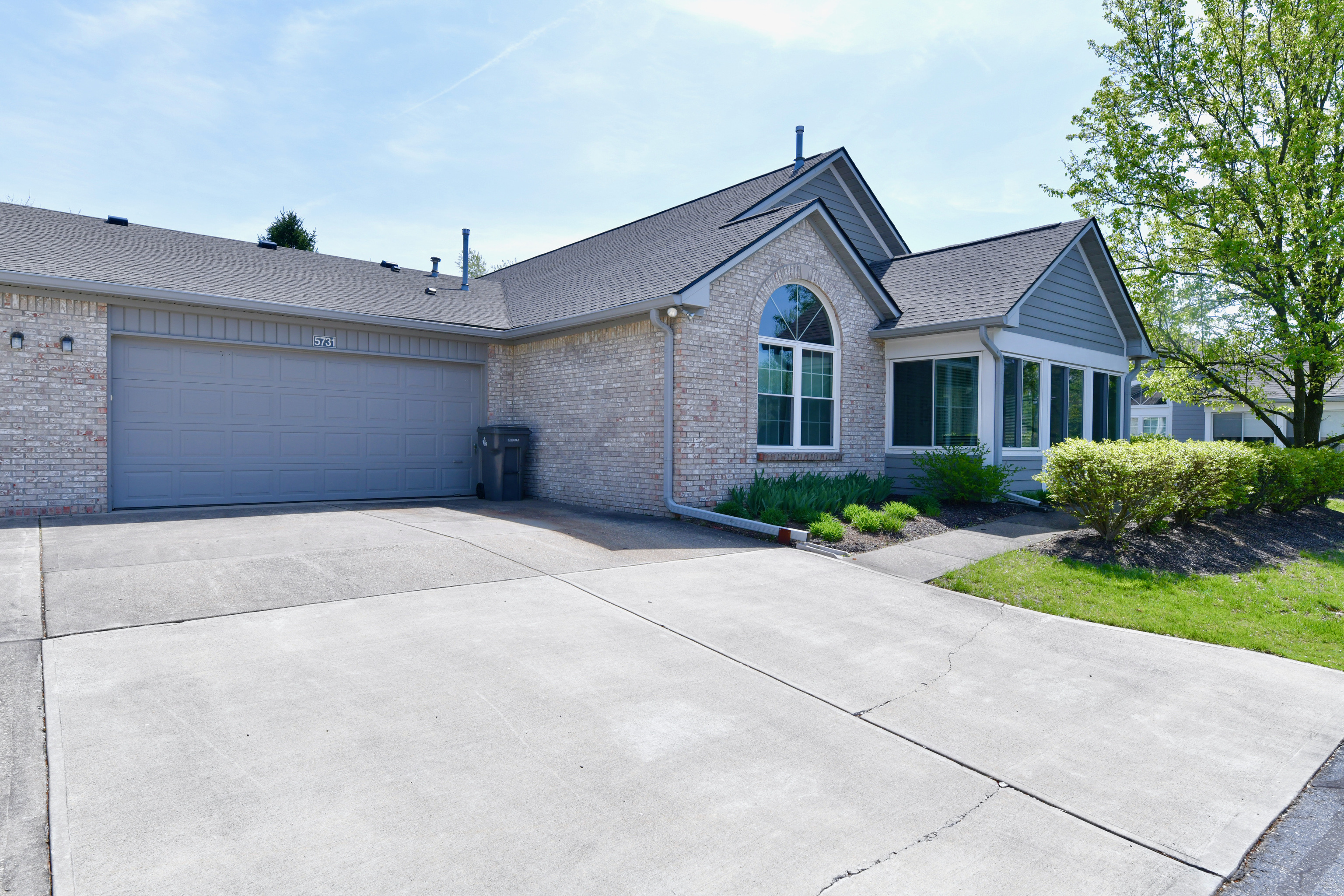 Photo 1 of 34 — 5731 Quail Crossing Drive, Indianapolis, IN 46237