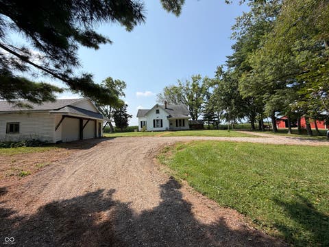Photo of 2661 W County Road 775 N N, Lizton, IN 46149 (MLS # 22117200)