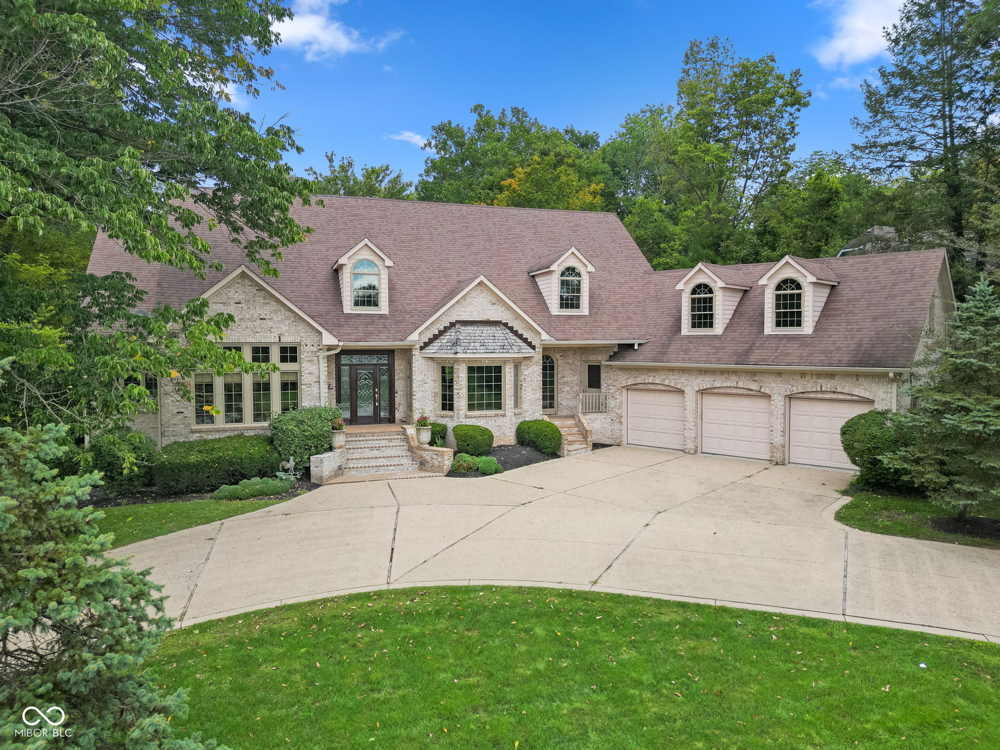 6290 Deerfield Drive