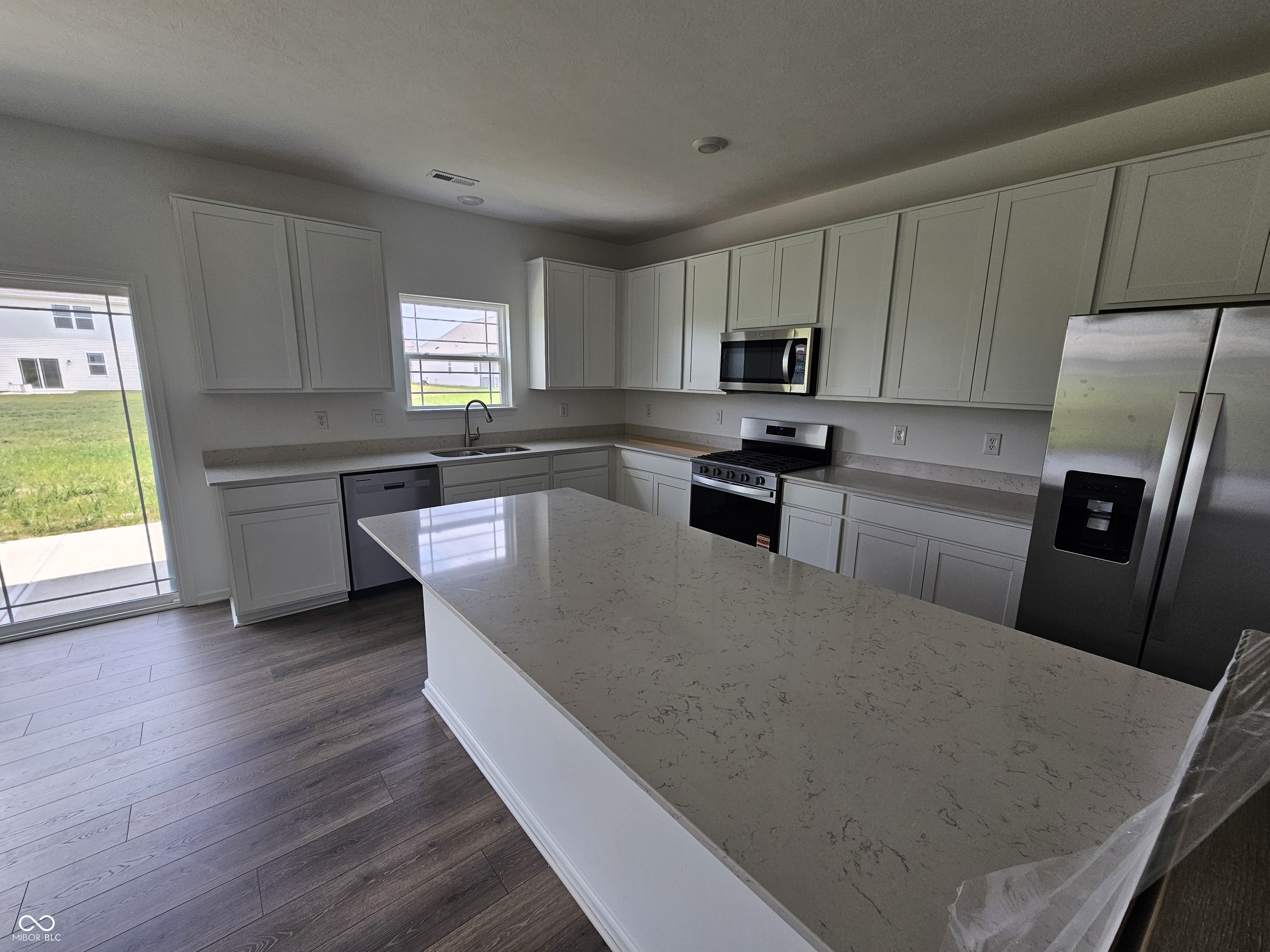2271 Oakmont Drive