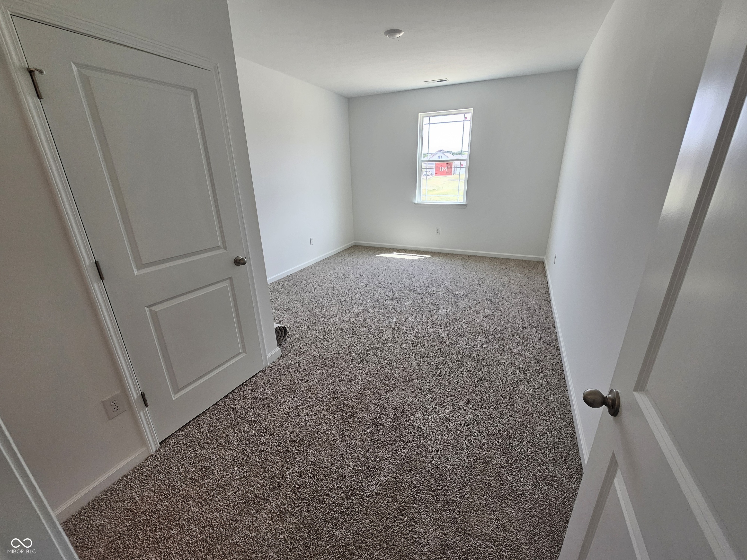2271 Oakmont Drive