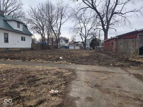 MLS: 22006351