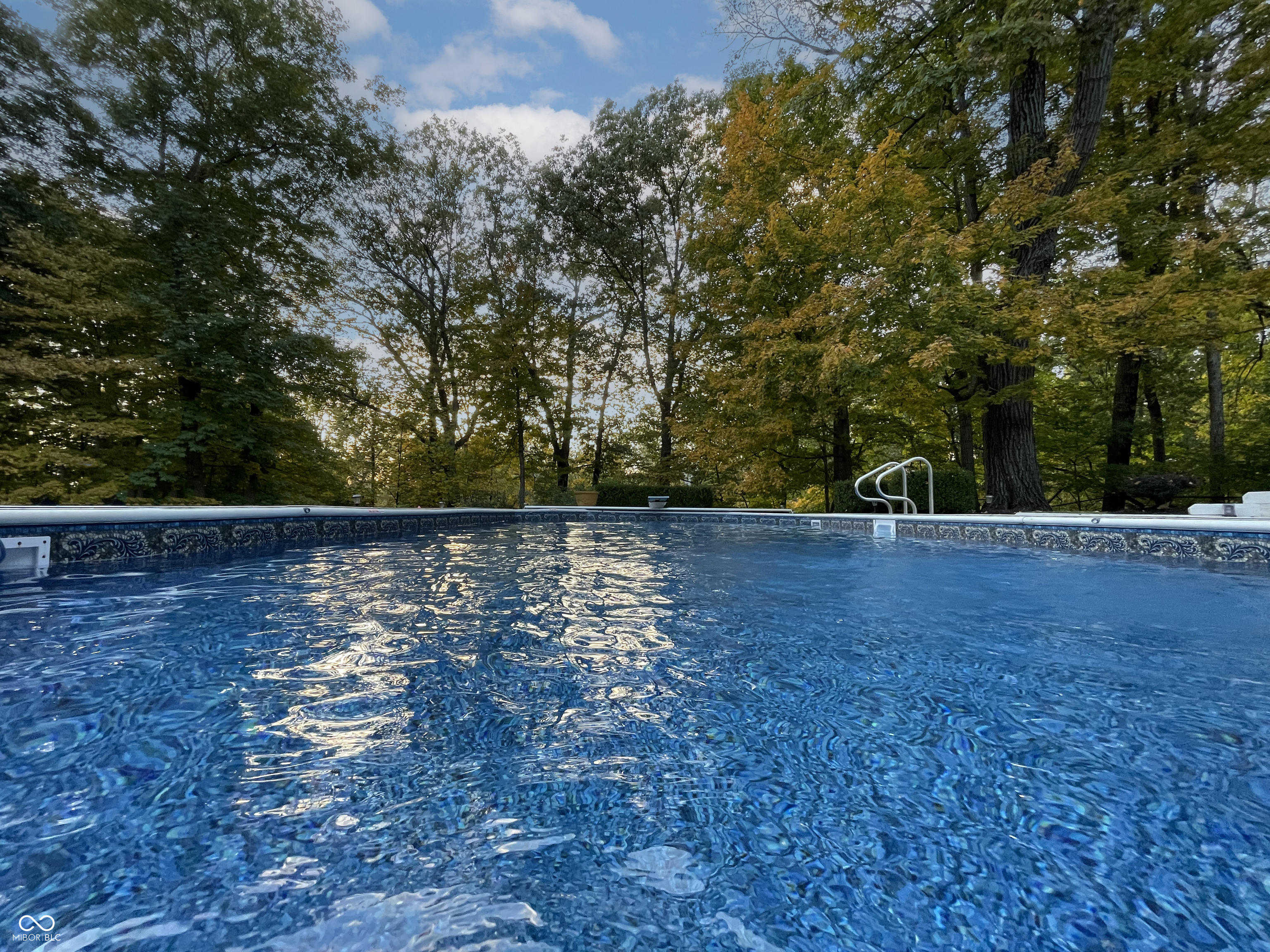 6902 Creekridge Trail