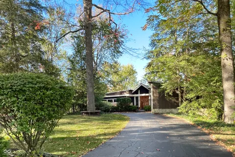 4024 W South Wood Lake Drive, Columbus, IN 47201 - MLS#: 22007124