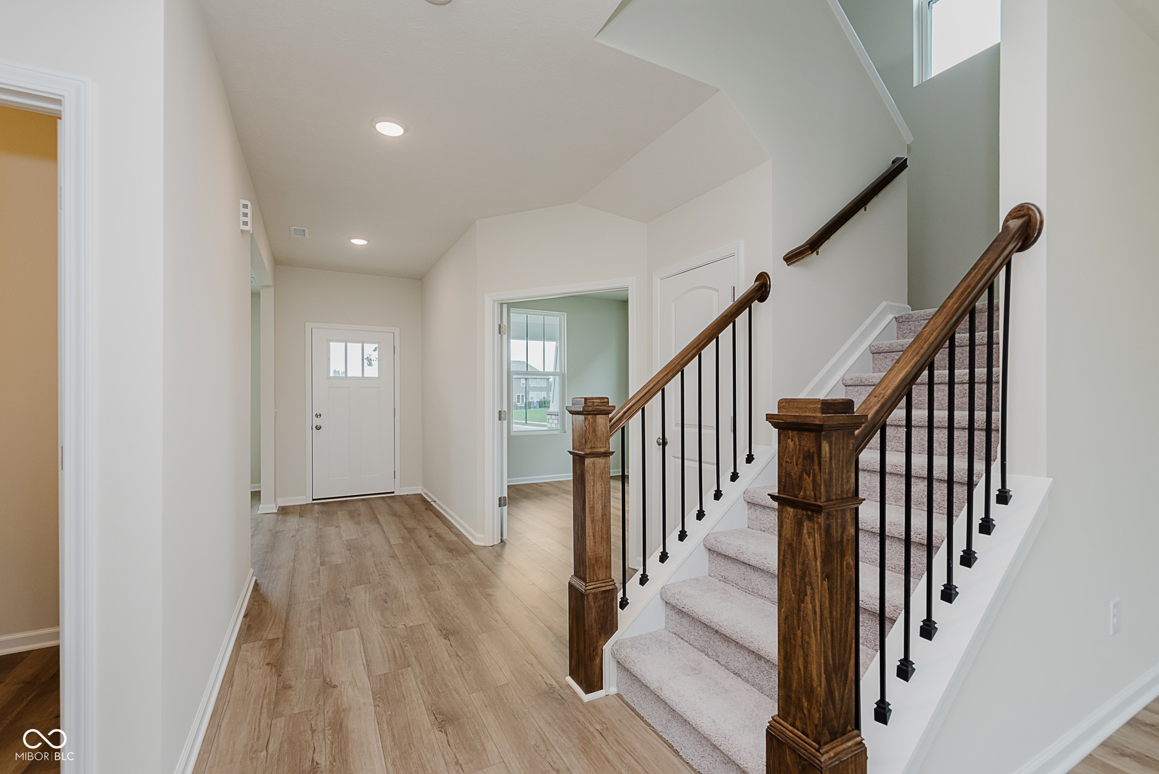 6537 Ambassador Drive