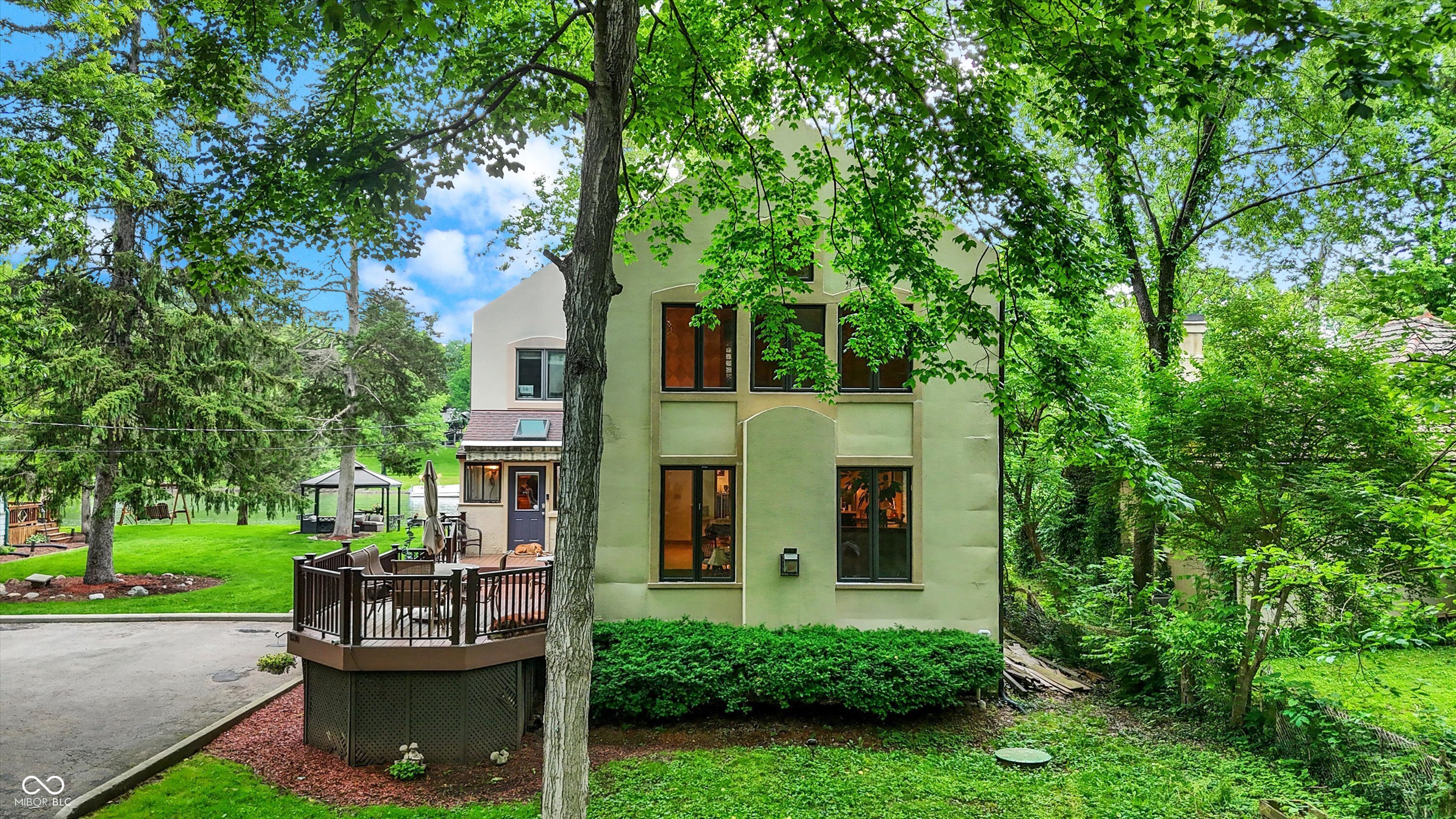 1530 E 75th Street