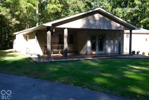 Photo of 2347 E County Road 800 S, Clayton, IN 46118 (MLS # 22128567)