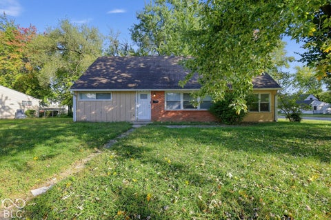 Photo of 6148 Roselawn Drive, Indianapolis, IN 46226 (MLS # 22129846)