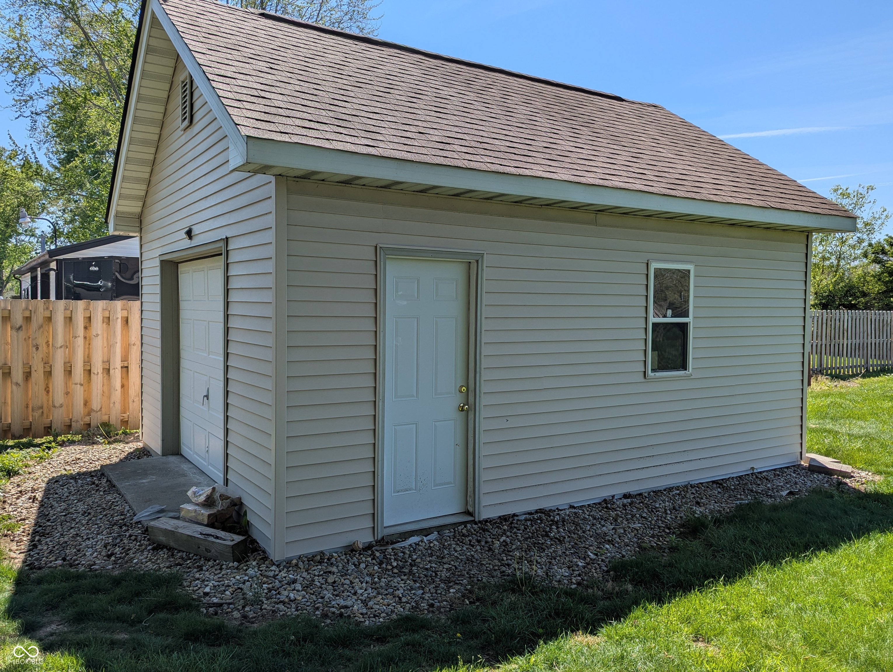 8248 S Belmont Avenue