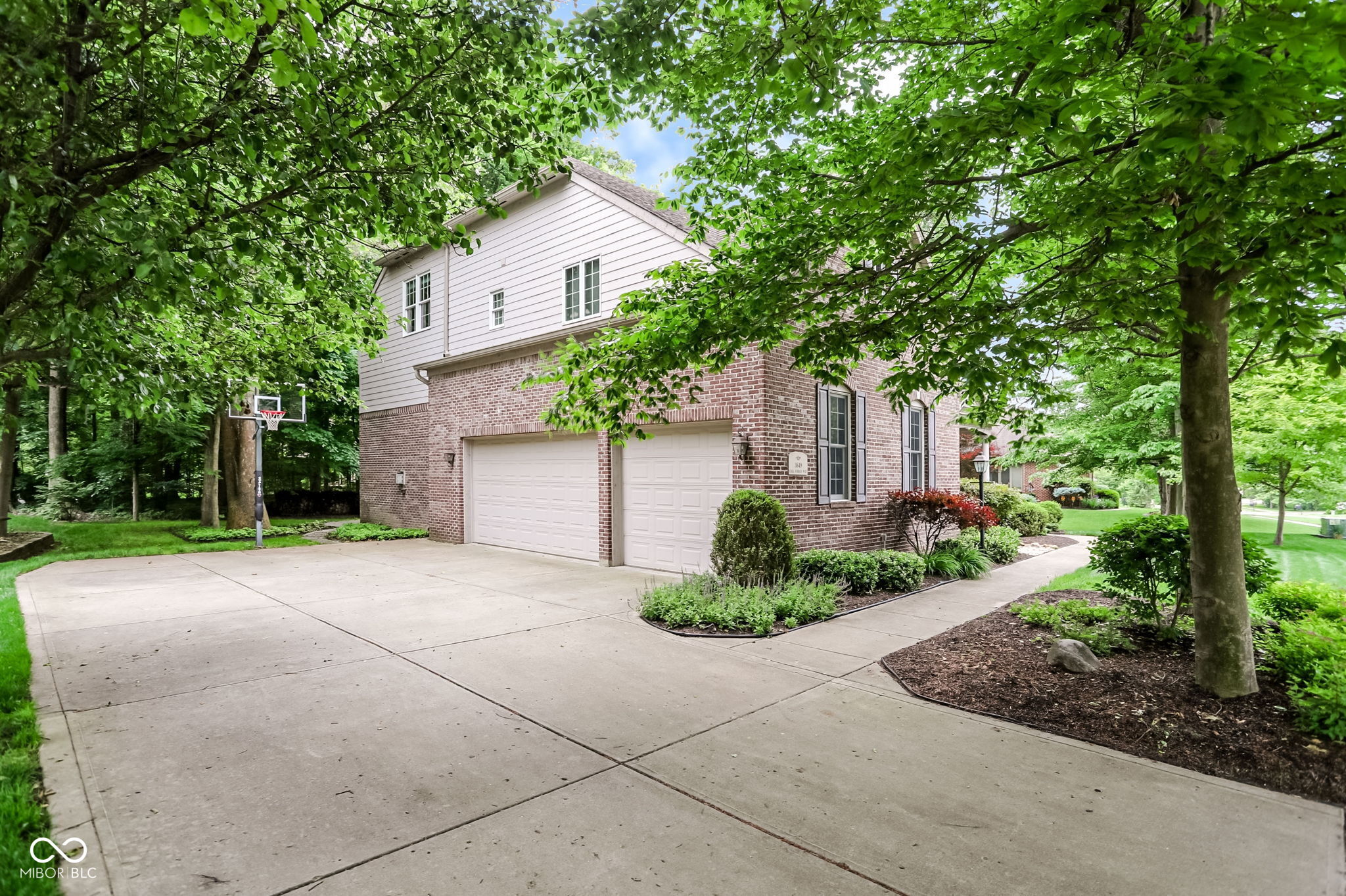 3649 Oak Forge Way