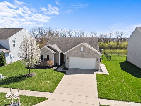 Photo of 191 Haywood Road, Greenwood, IN 46142 (MLS # 22091093)