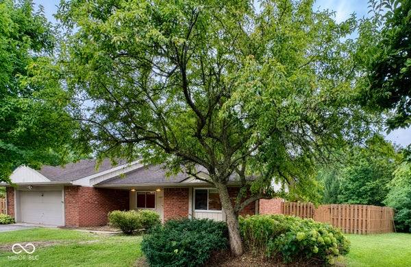 1327 WALSTON CT, INDIANAPOLIS, IN 46260 - Image 3d6ee4f73a1cc6faacdfe9e389afc558/940721156