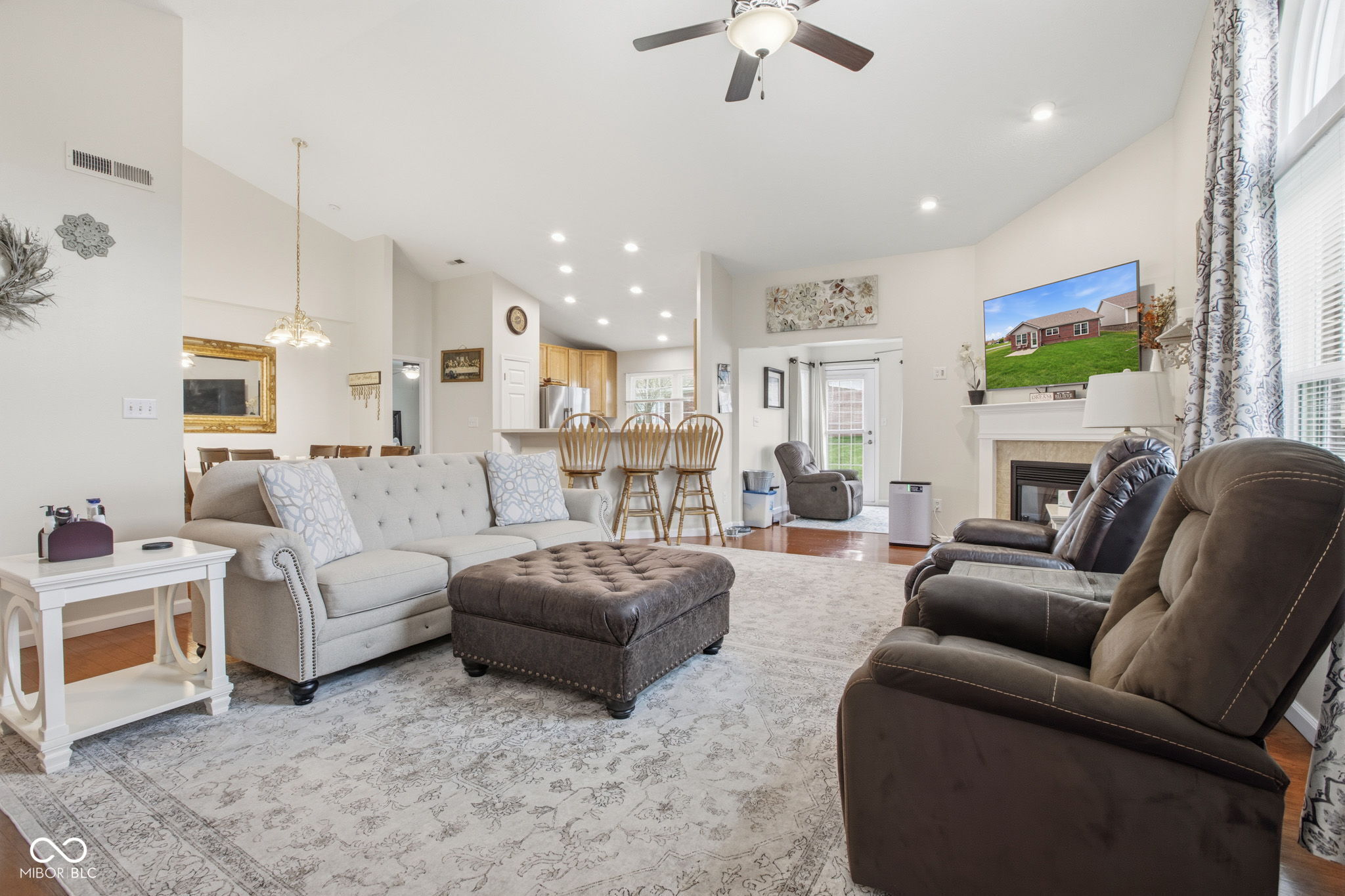 13420 N Carefree Court