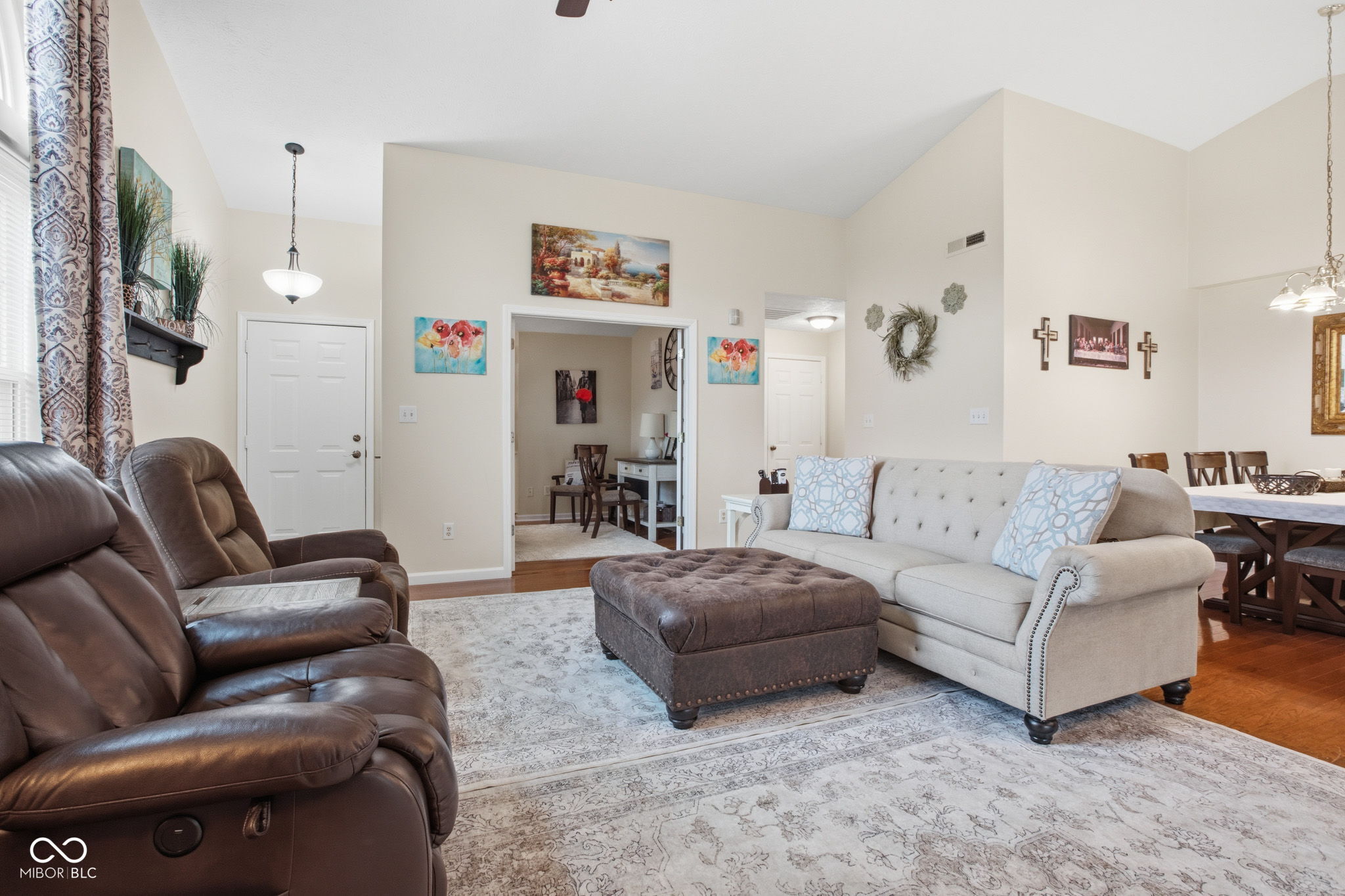 13420 N Carefree Court