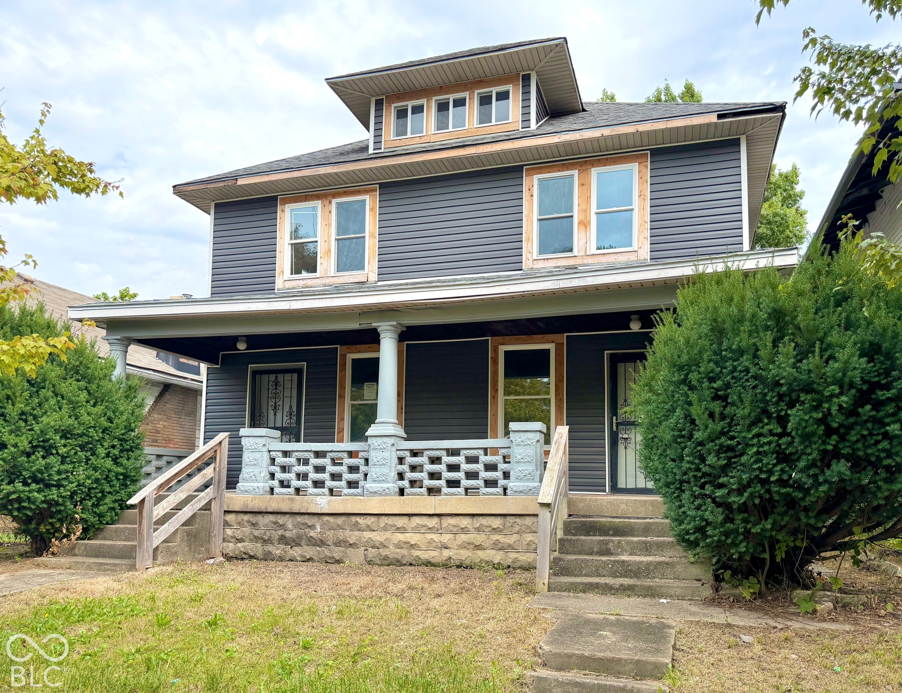 2267-2269 Adams Street