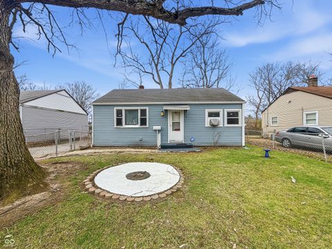 Photo of 3022 N Tacoma Avenue, Indianapolis, IN 46218 (MLS # 22091845)