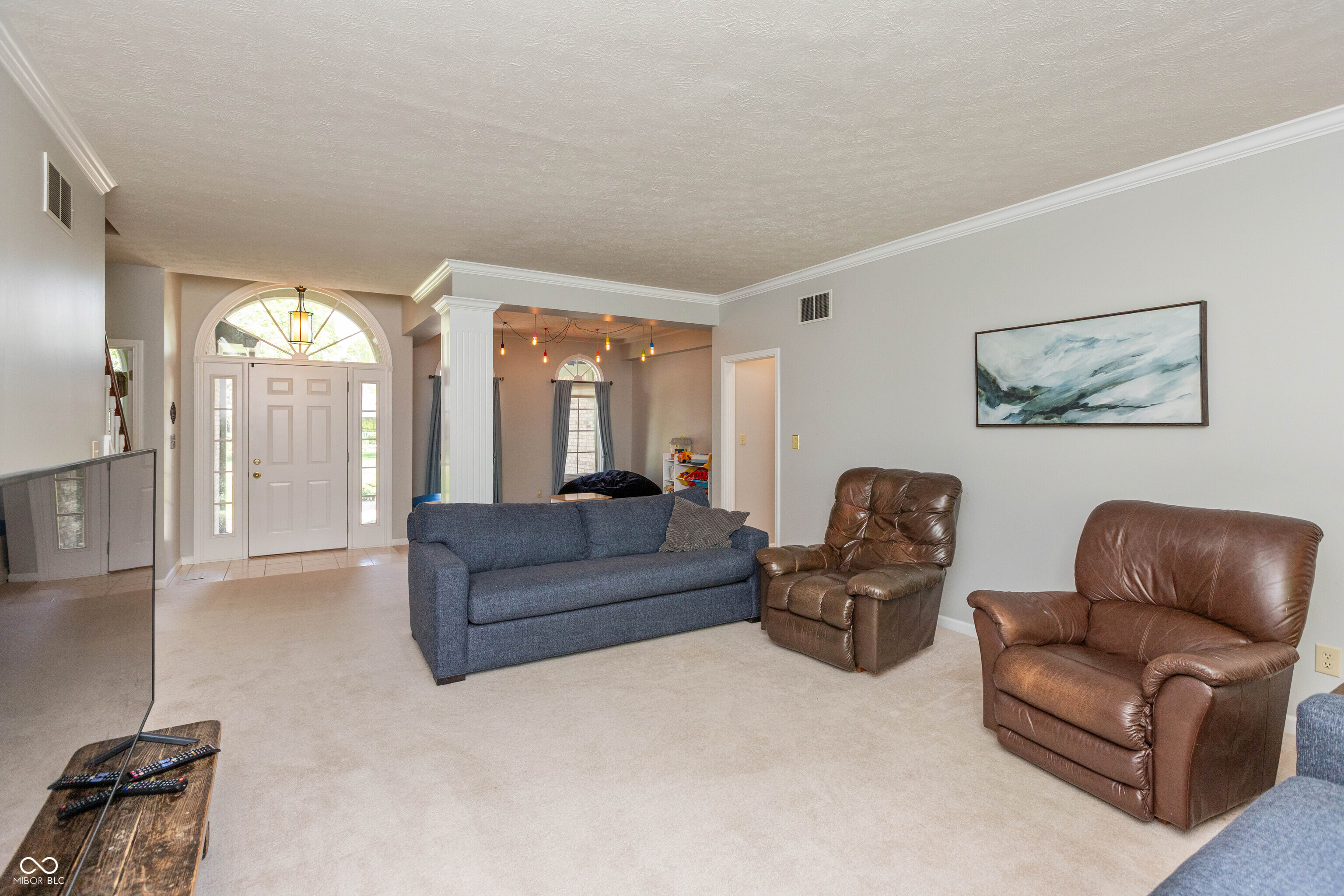 5600 N Red Oak Drive