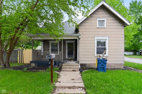Photo of 225 S State Street, Greenfield, IN 46140 (MLS # 22097560)