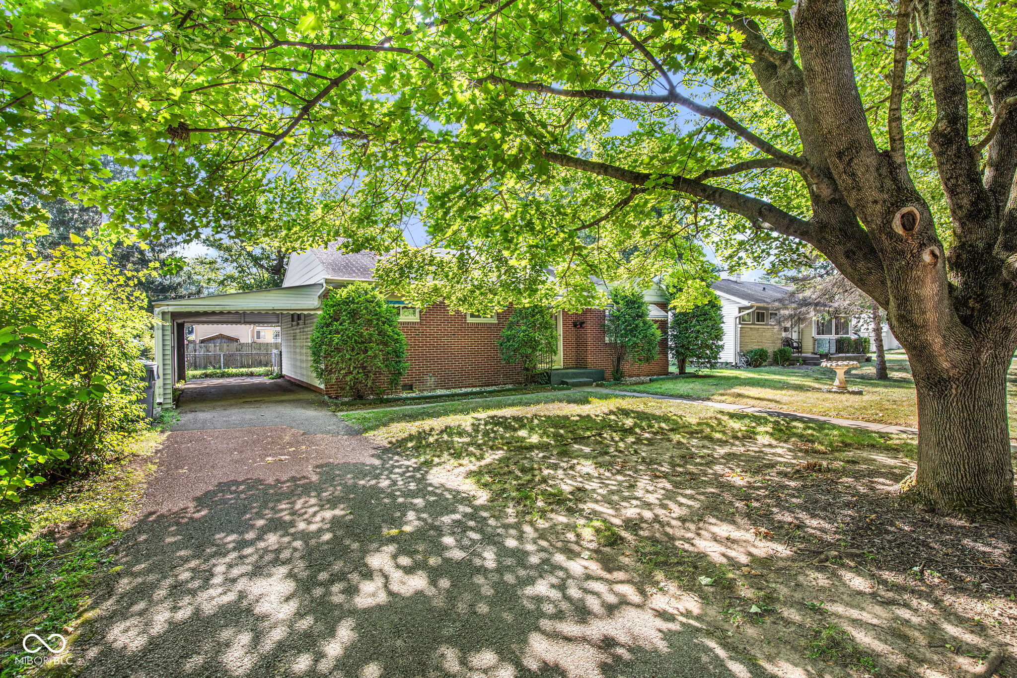 1160 N 10th Street