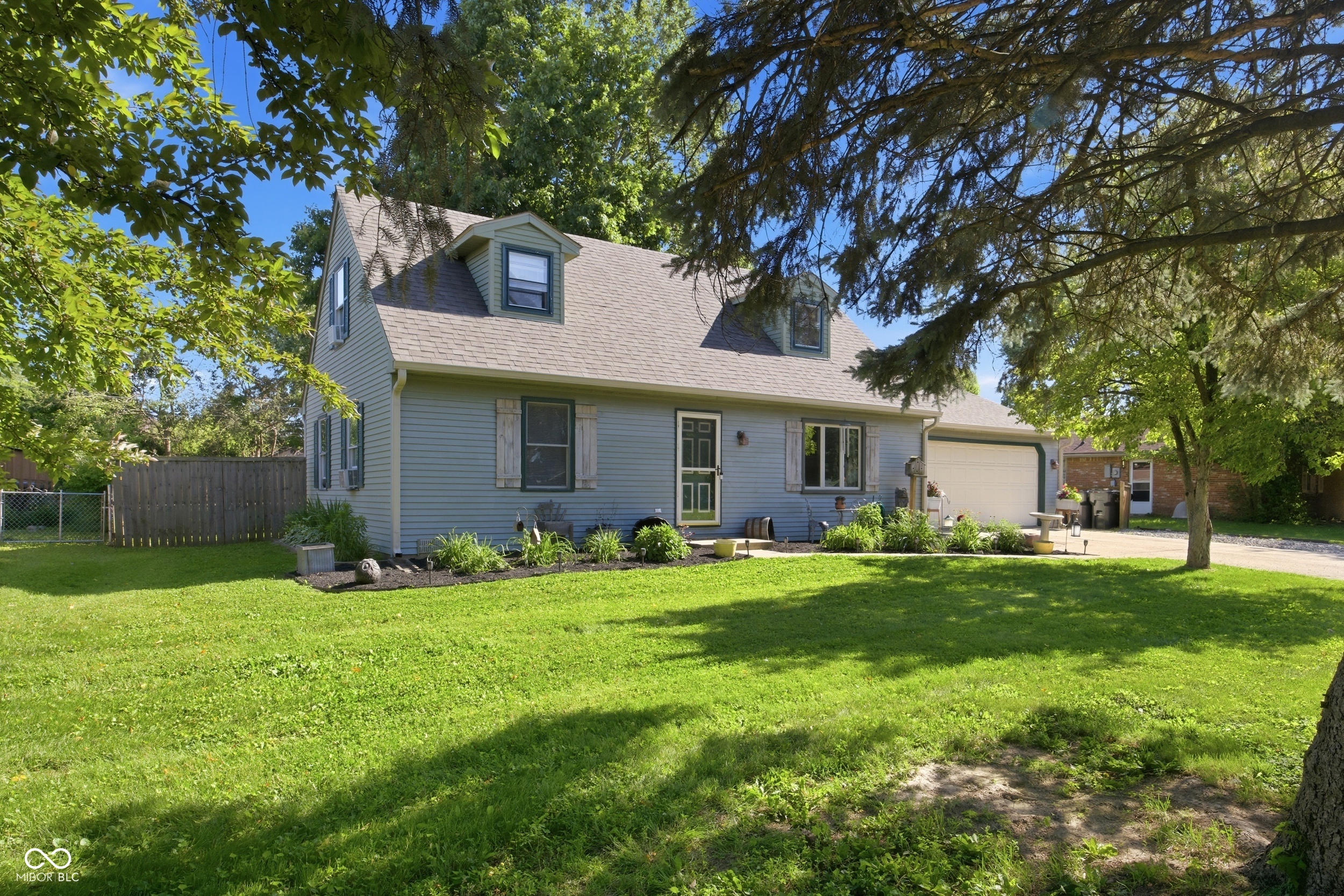 Photo 1 of 38 — 1517 E 43rd Street, Anderson, IN 46013